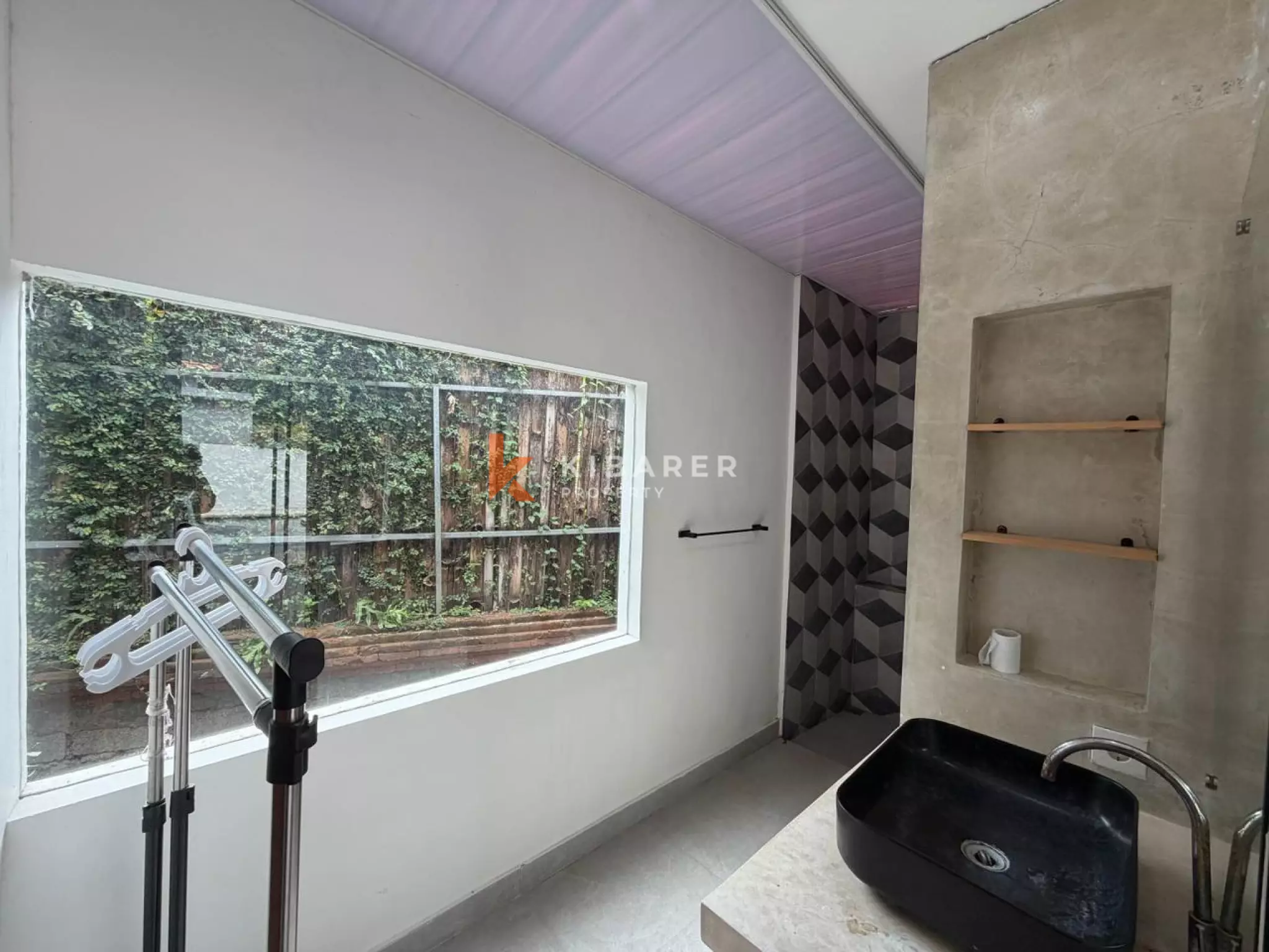 Vila Tertutup Tiga Kamar Tidur di Jungle Corner, Pererenan yang Tenang