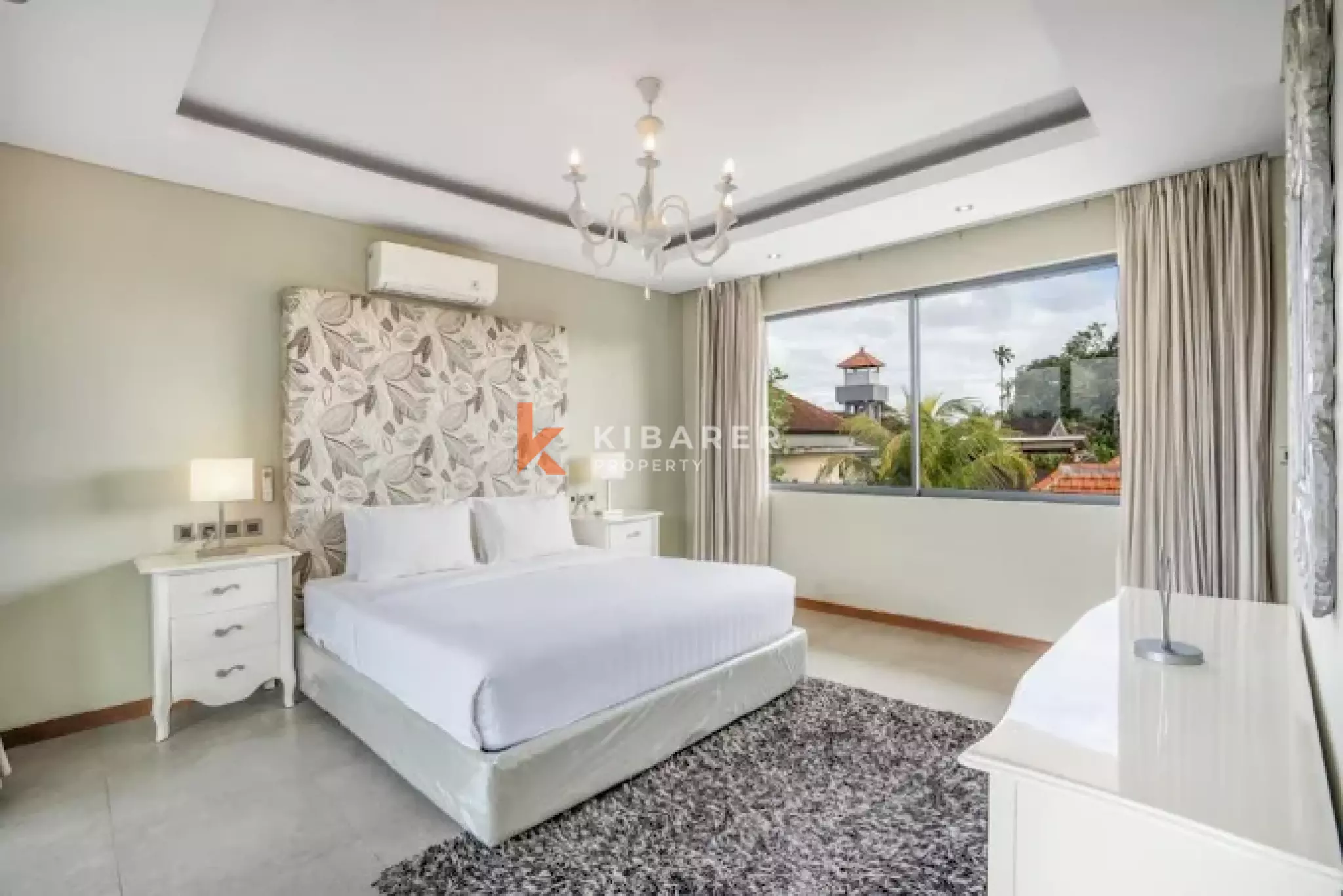Classic Luxury Four-Bedroom Villa in Tumbak Bayuh