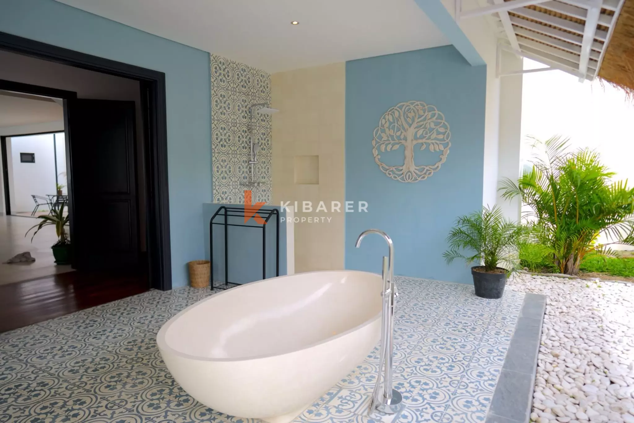 Brand New Modern Three-Bedroom Villa in Seminyak with Garden