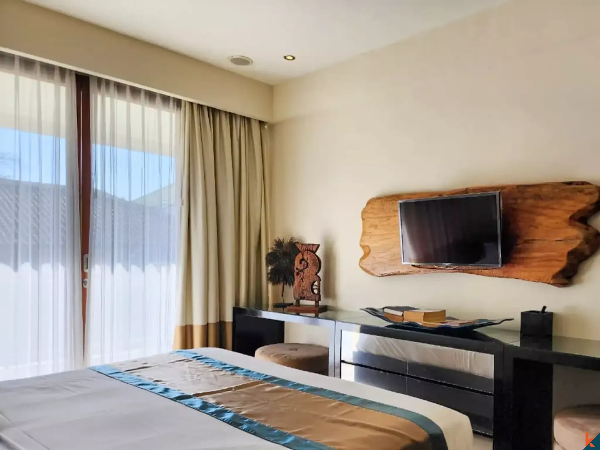 Amazing freehold one bedroom property part of exclusive hotel and residence in Kuta