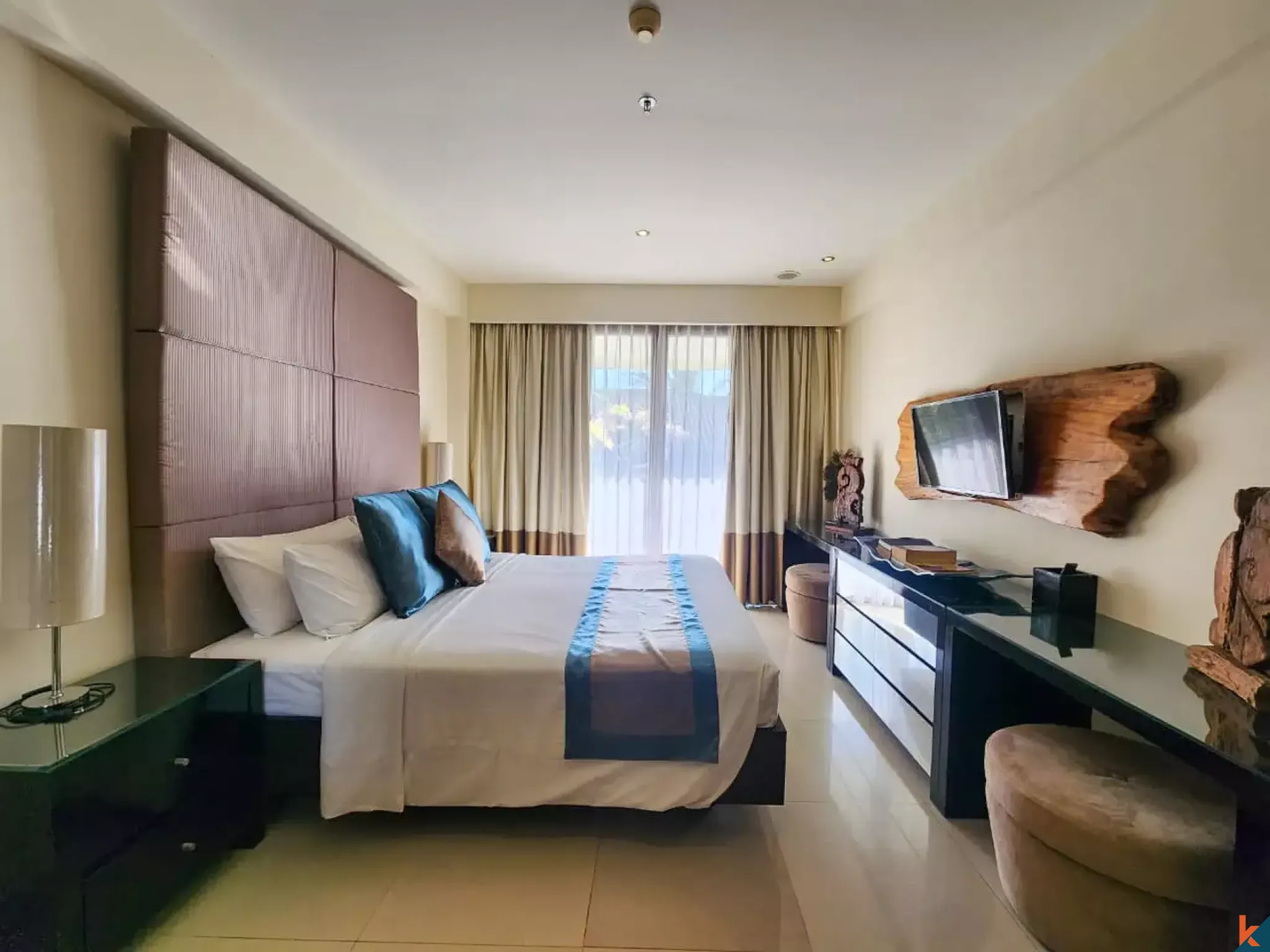 Amazing freehold one bedroom property part of exclusive hotel and residence in Kuta