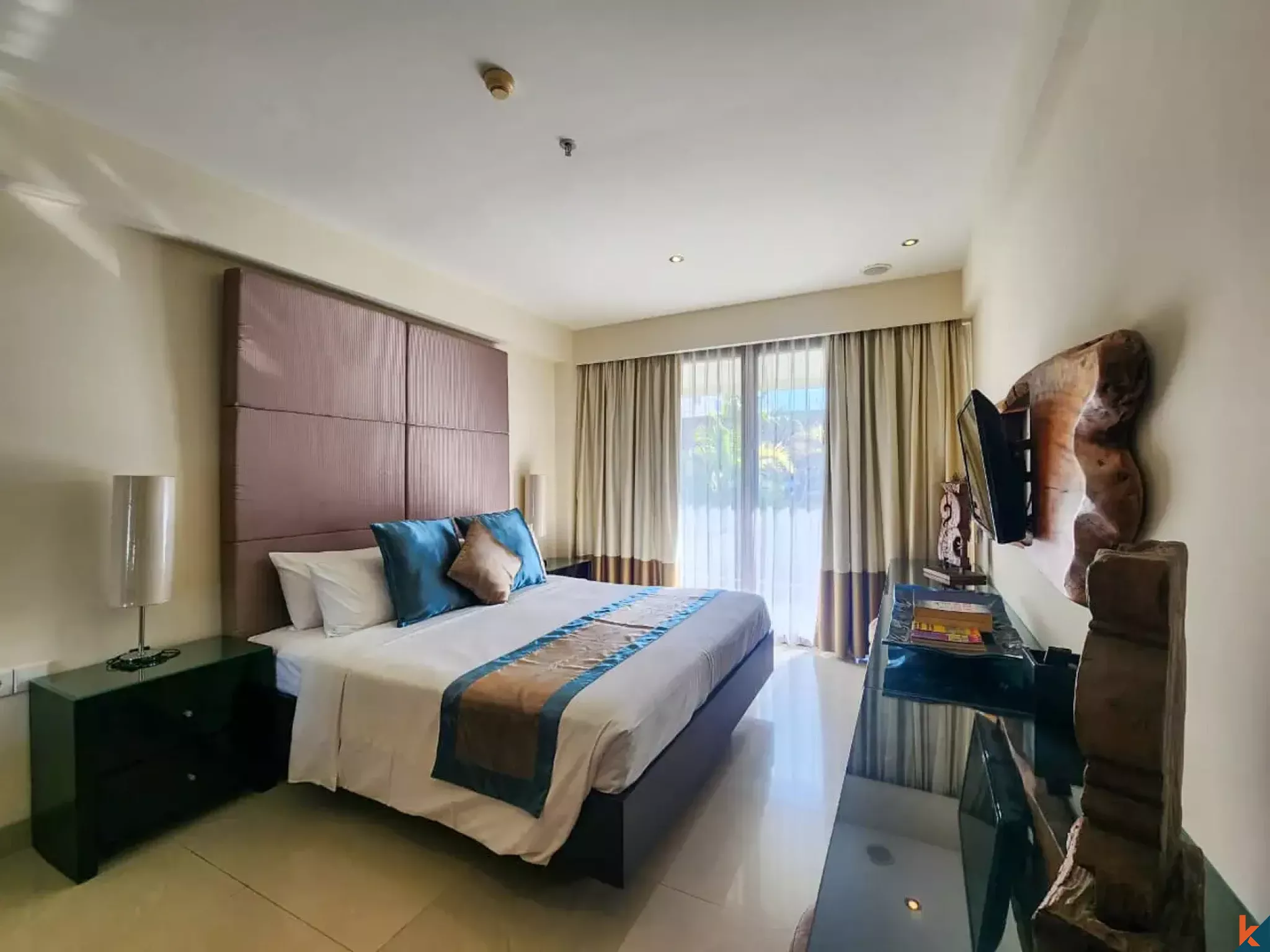 Amazing freehold one bedroom property part of exclusive hotel and residence in Kuta