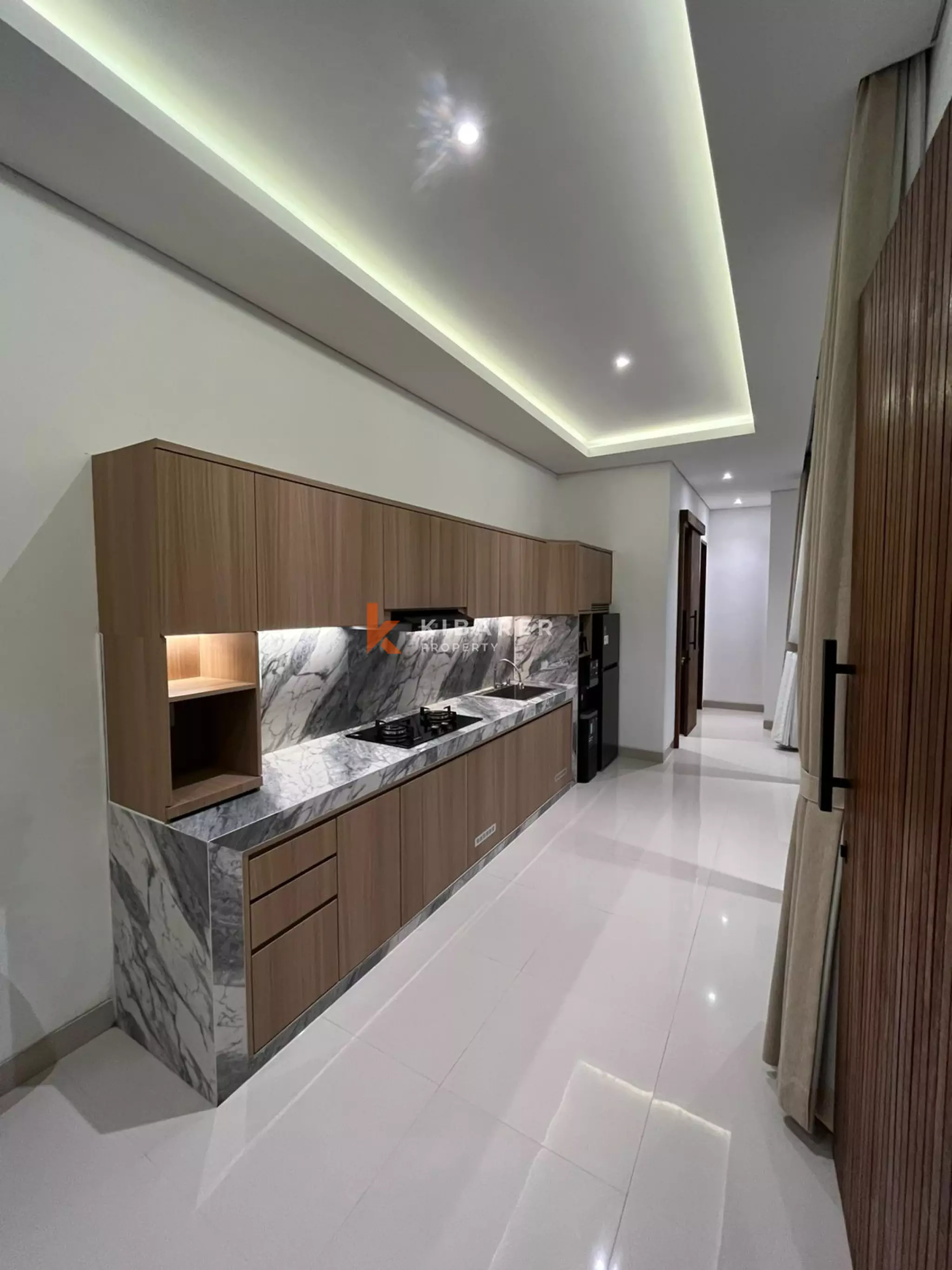 Charming One-Bedroom Villa with Private Pool in Kayutulang