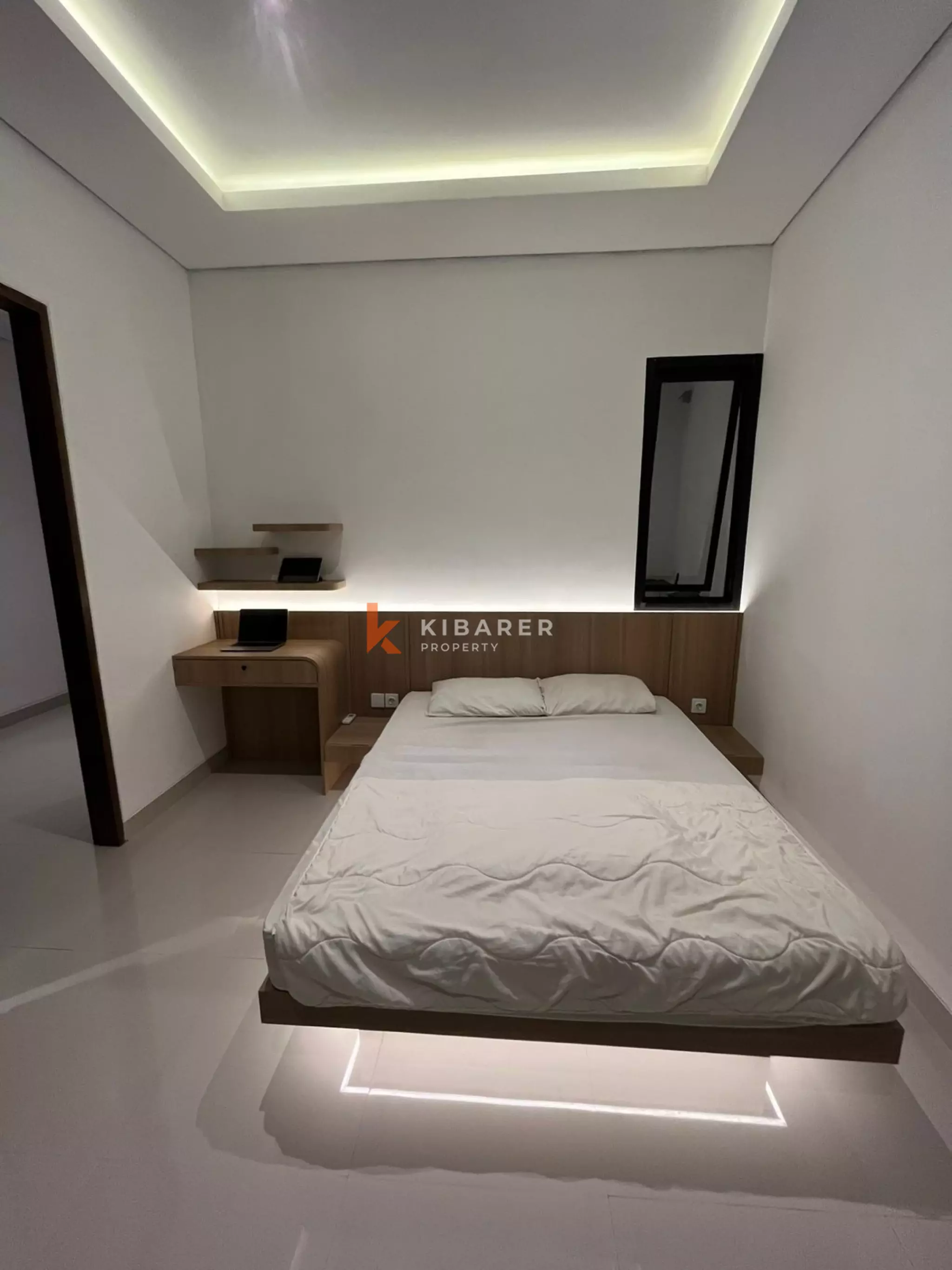 Charming One-Bedroom Villa with Private Pool in Kayutulang