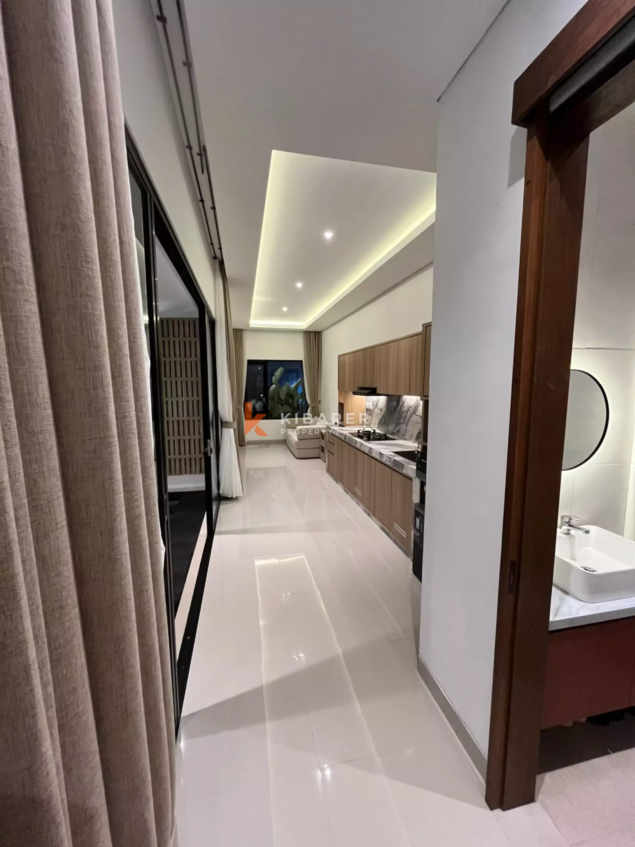 Charming One-Bedroom Villa with Private Pool in Kayutulang