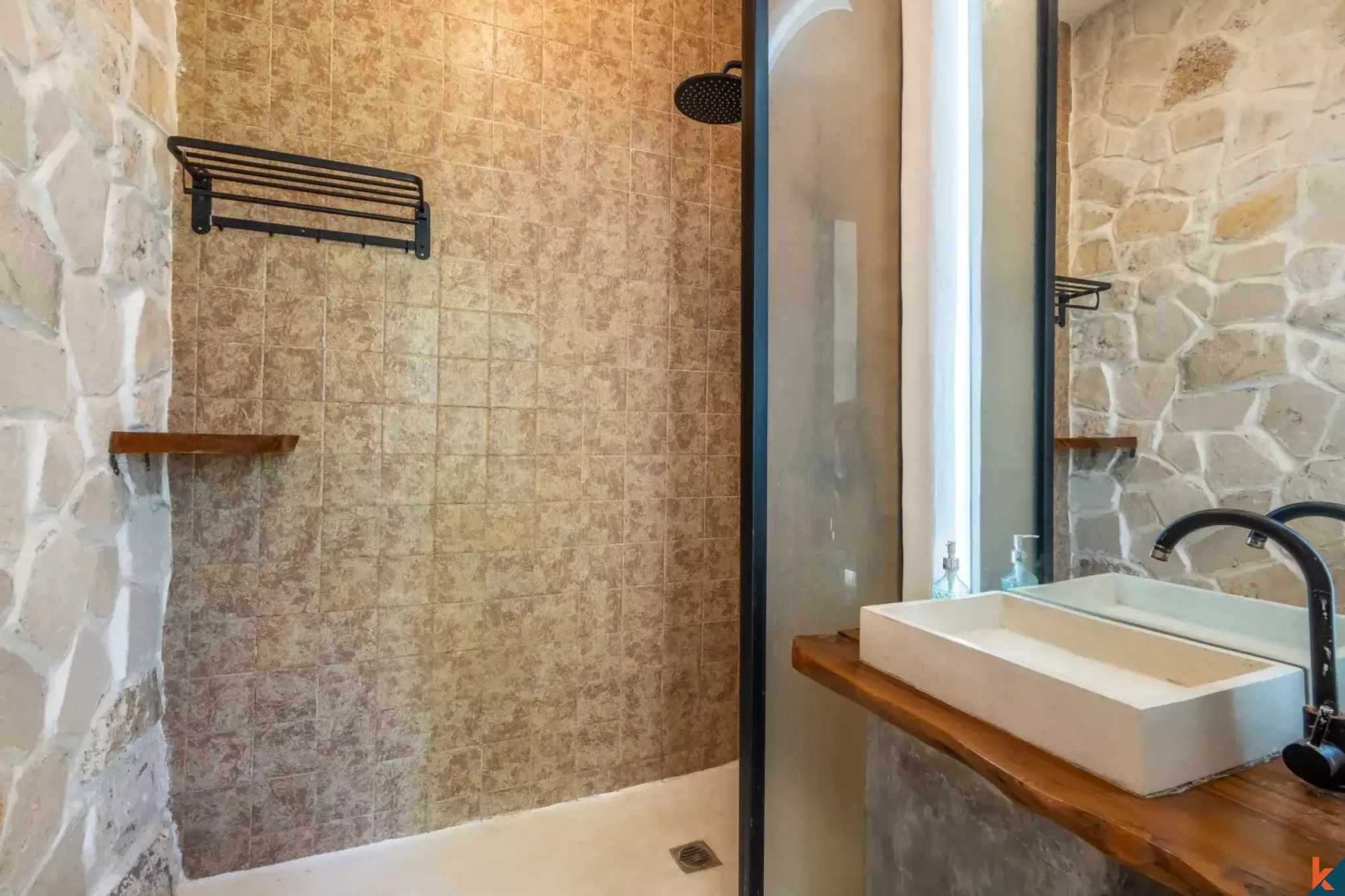 Modern Tropical Design Two Bedroom Leasehold Villa in Jimbaran