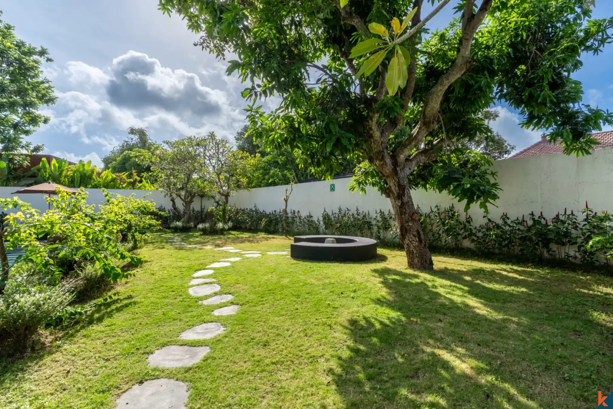 Modern Tropical Design Two Bedroom Leasehold Villa in Jimbaran