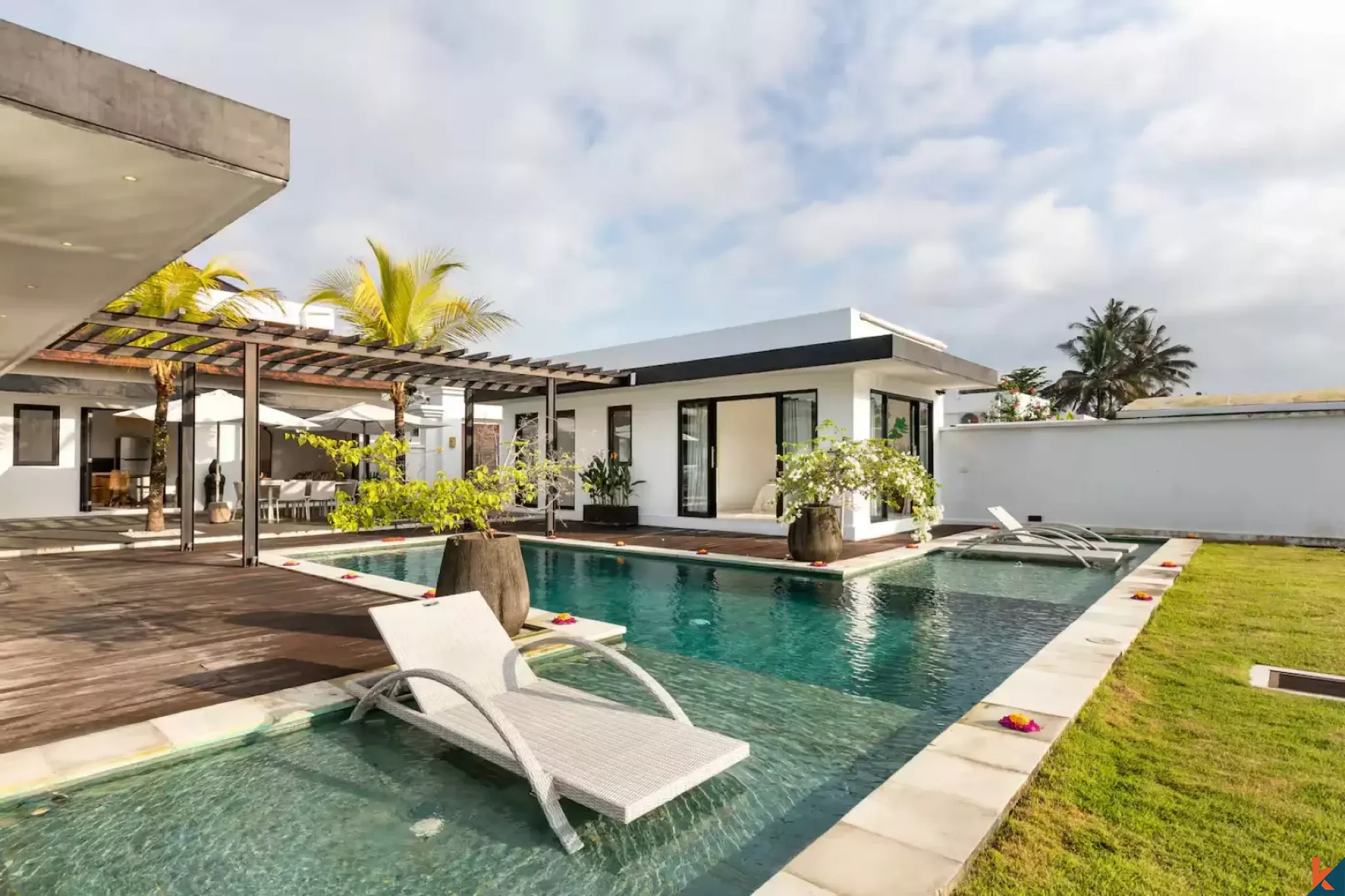 Serene Three Bedroom Leasehold Property with Rice Field Views in Ubud - Pejeng
