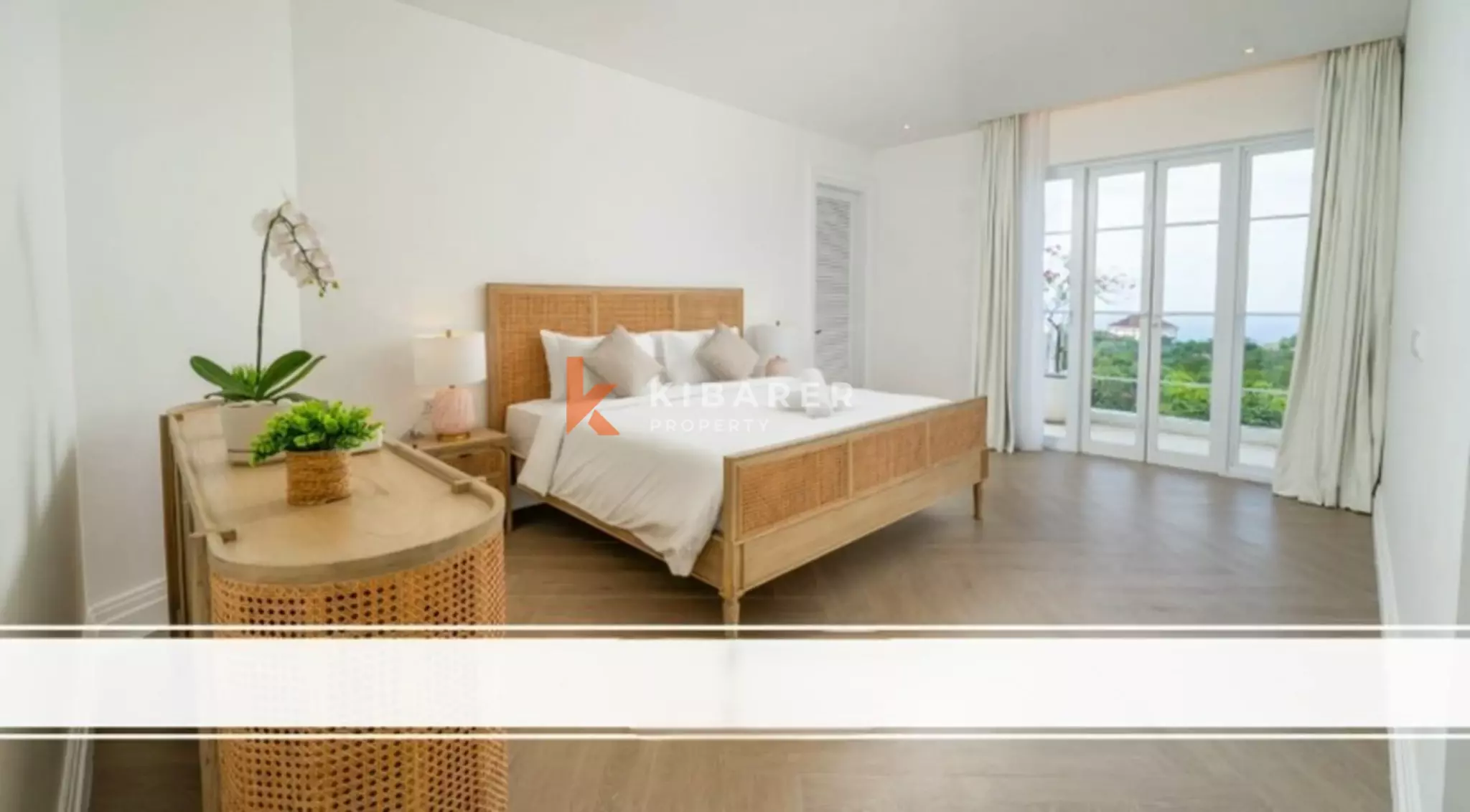 Modern Coastal Four Bedroom Villa with Rooftop and Ocean Panorama in Ungasan