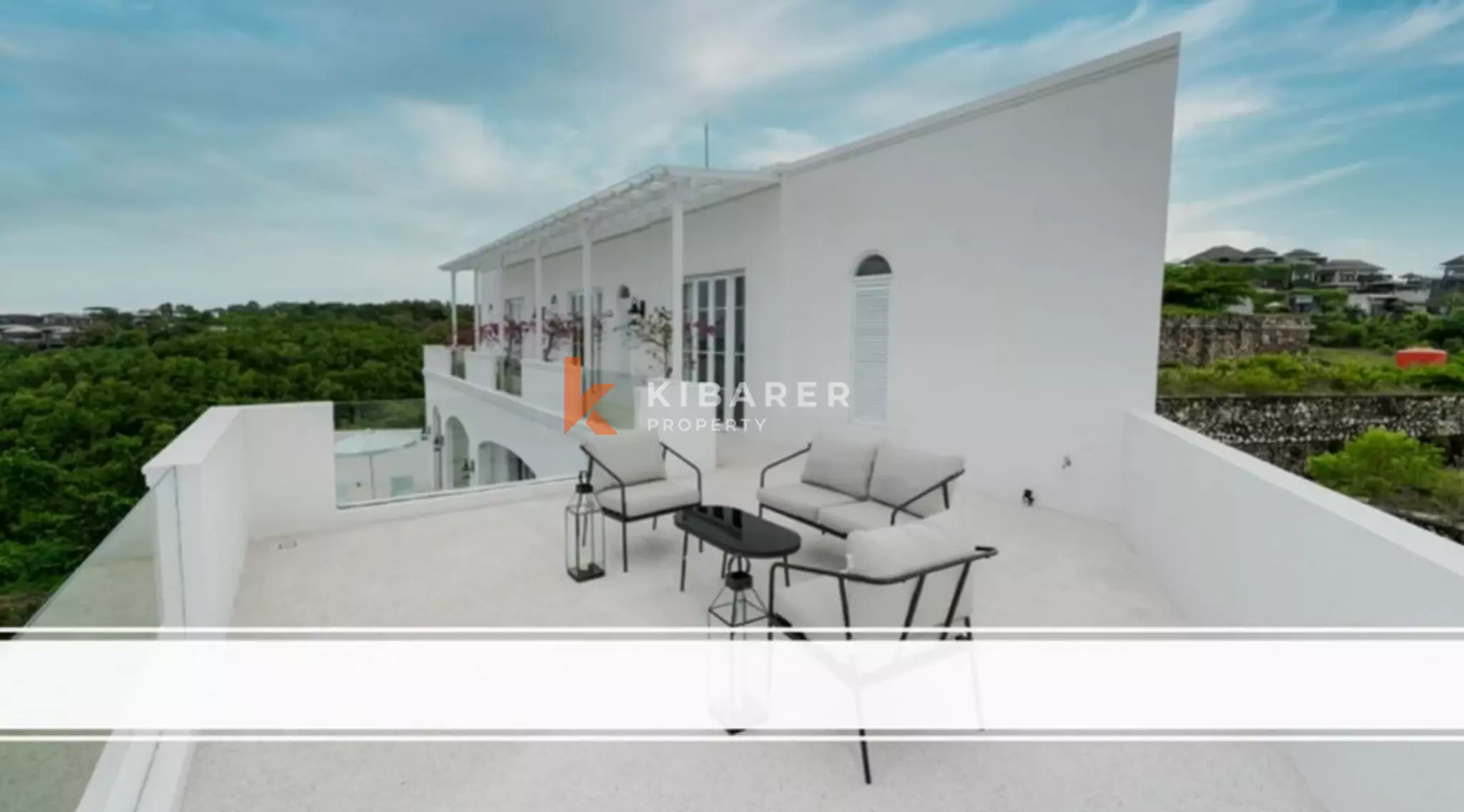 Modern Coastal Four Bedroom Villa with Rooftop and Ocean Panorama in Ungasan