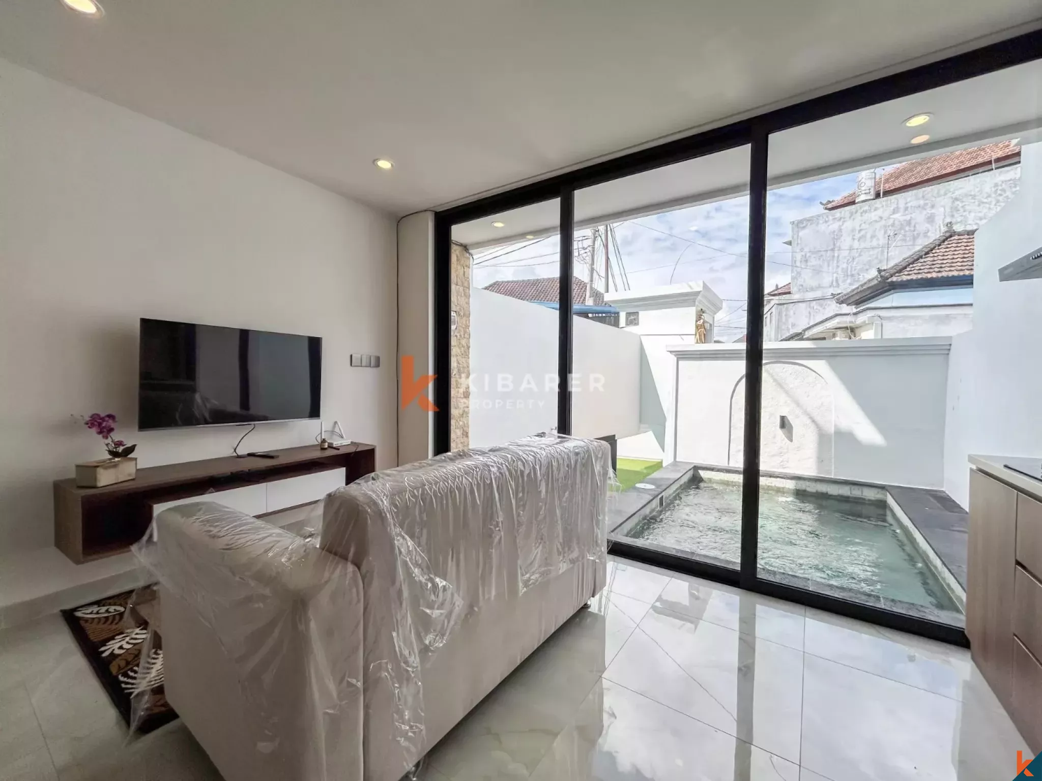 Modern One-Bedroom Villa with Private Pool in Mengwi