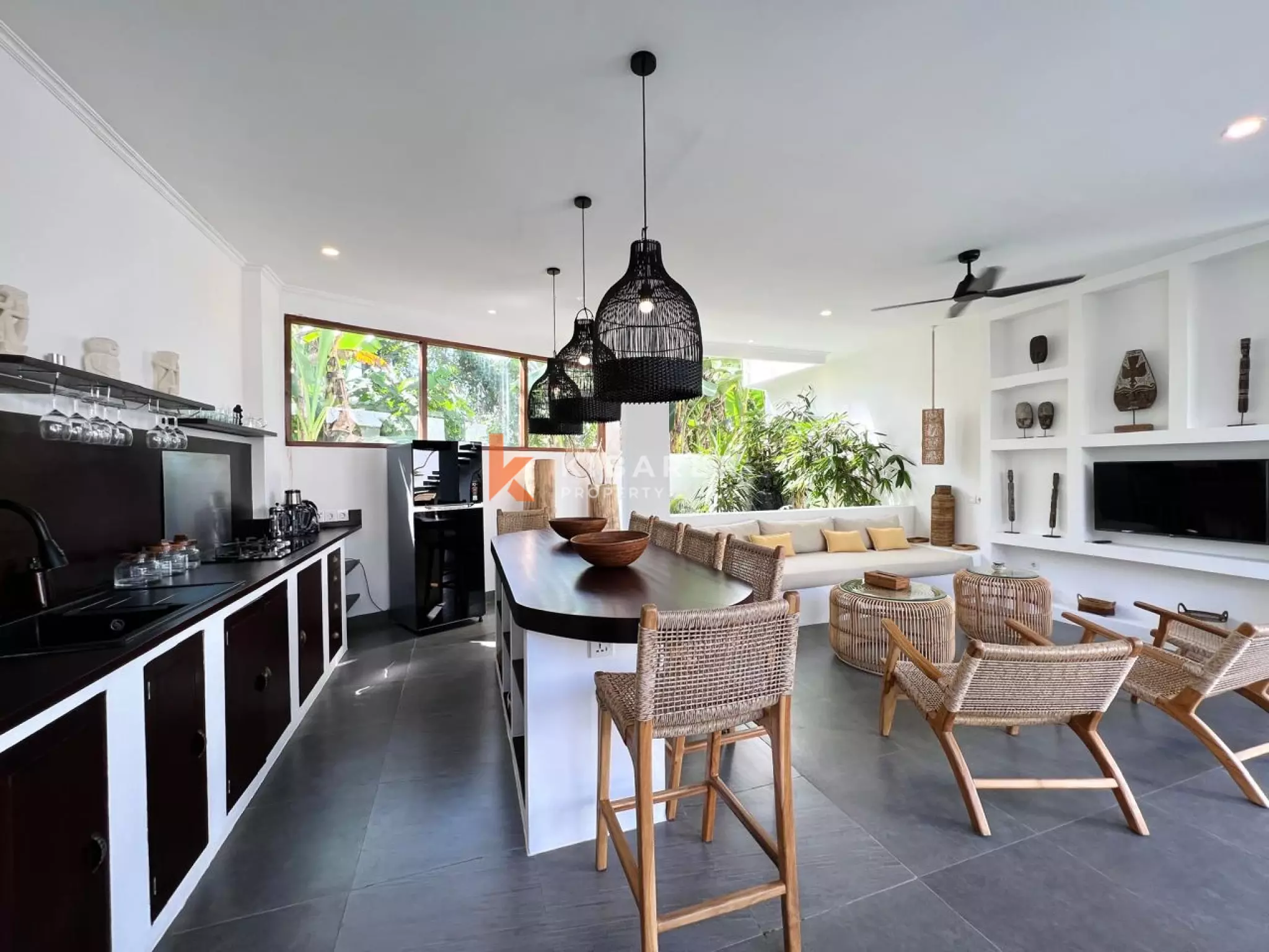 Modern Tropical Three-Bedroom Villa with Open Living & Rooftop Retreat in Tumbak Bayuh