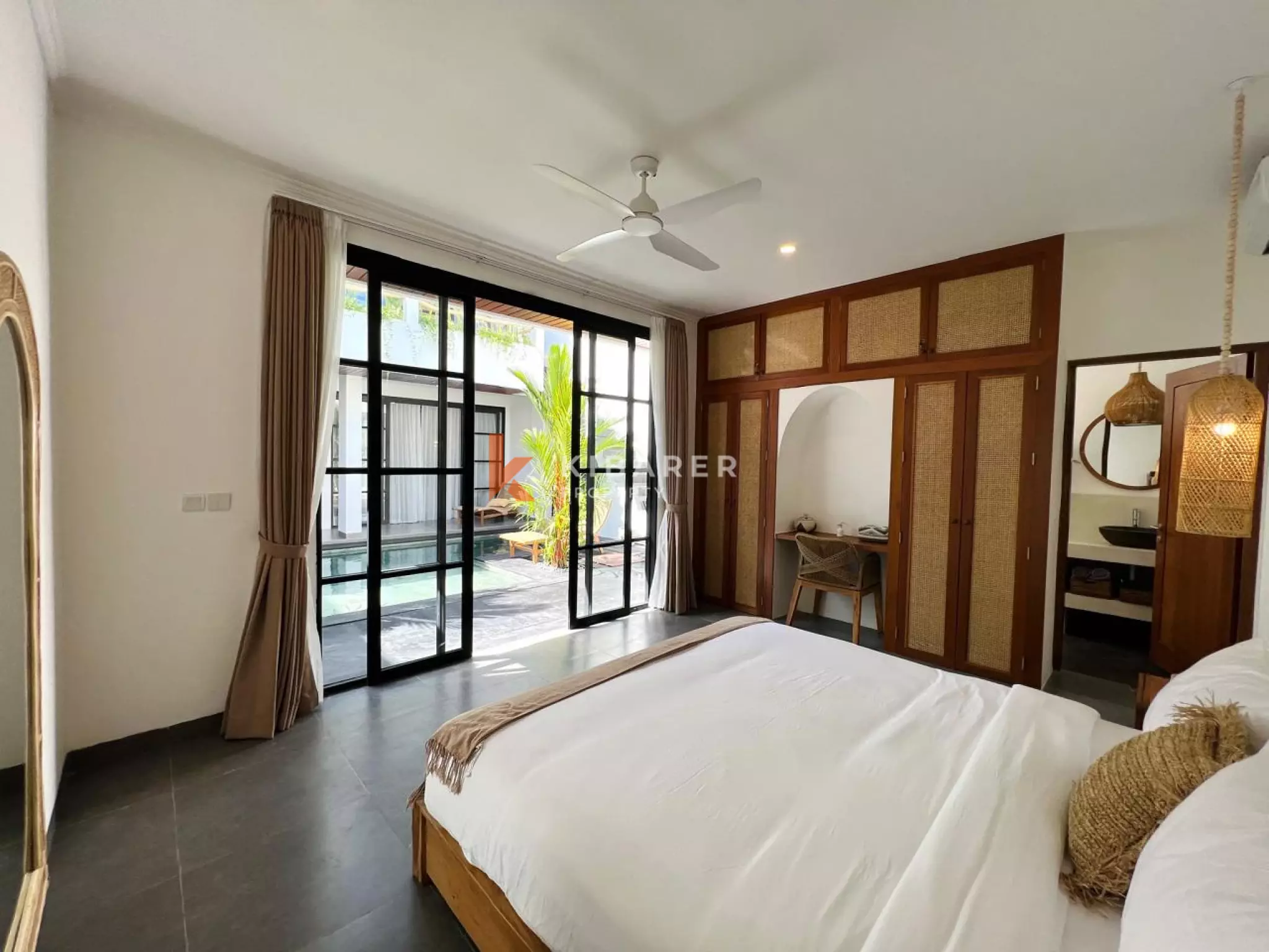 Modern Tropical Three-Bedroom Villa with Open Living & Rooftop Retreat in Tumbak Bayuh