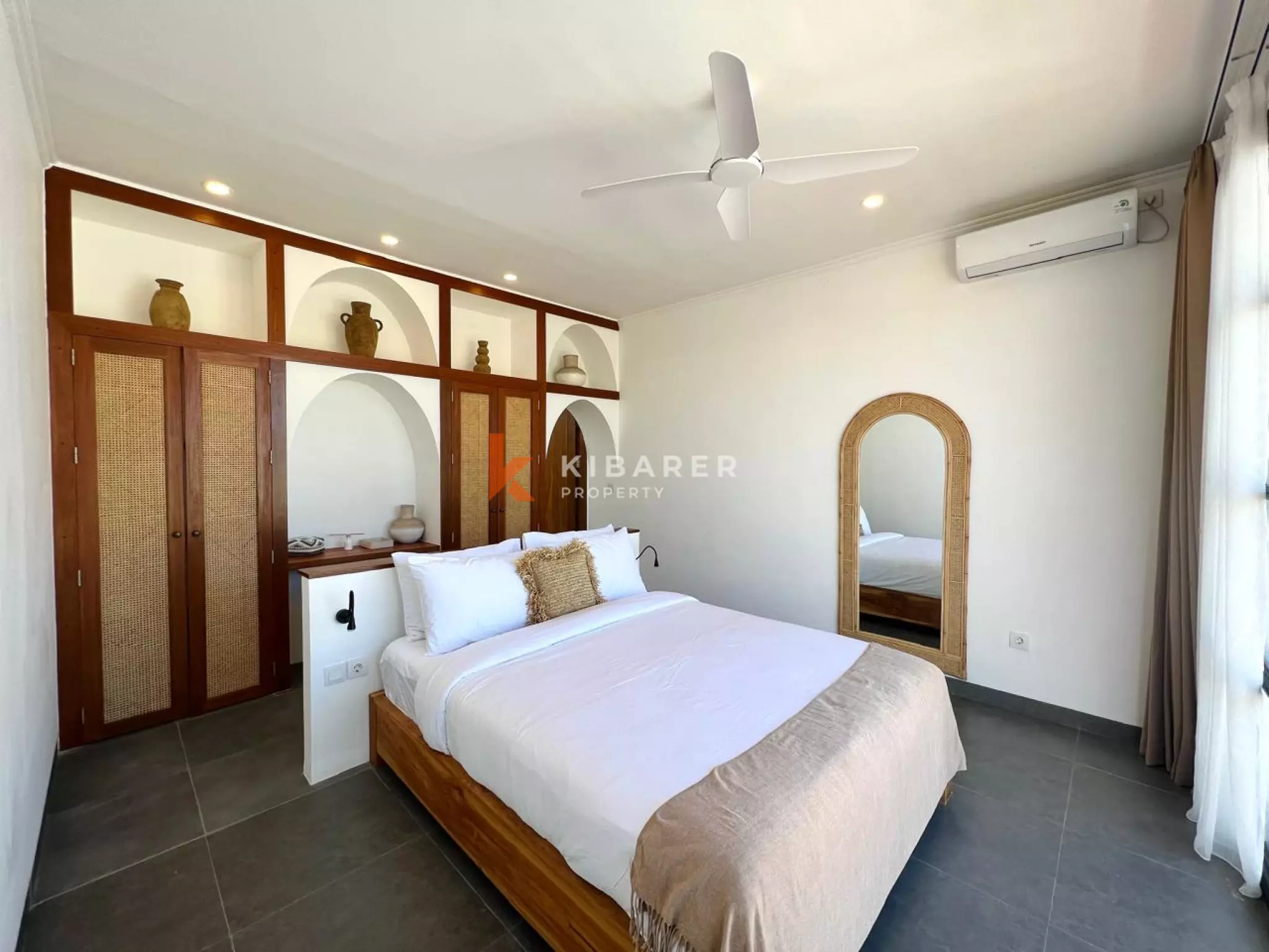 Modern Tropical Three-Bedroom Villa with Open Living & Rooftop Retreat in Tumbak Bayuh