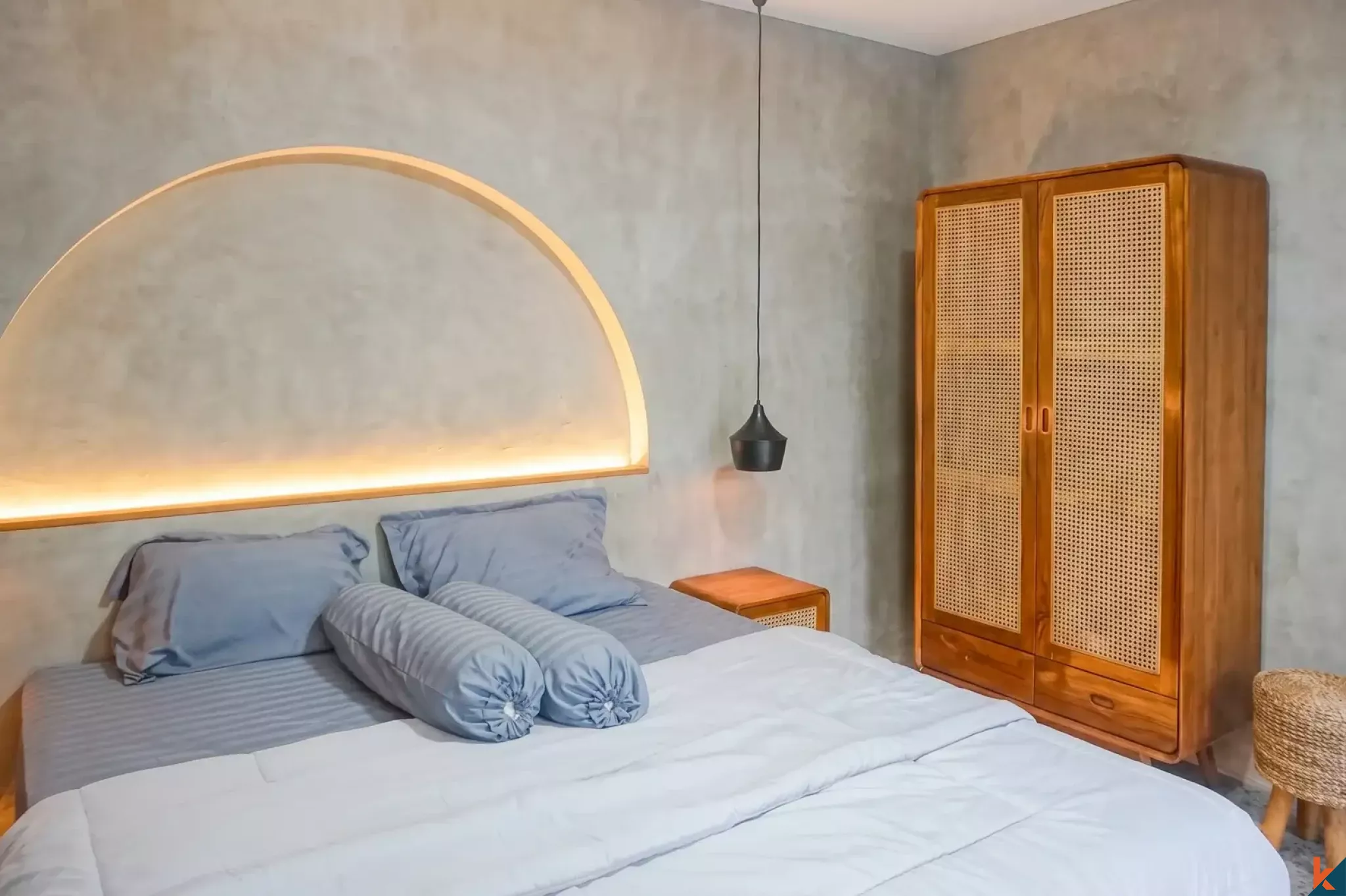 Vila Hak Sewa Tiga Kamar Tidur yang Menawan di Area Tenang Pecatu - Uluwatu