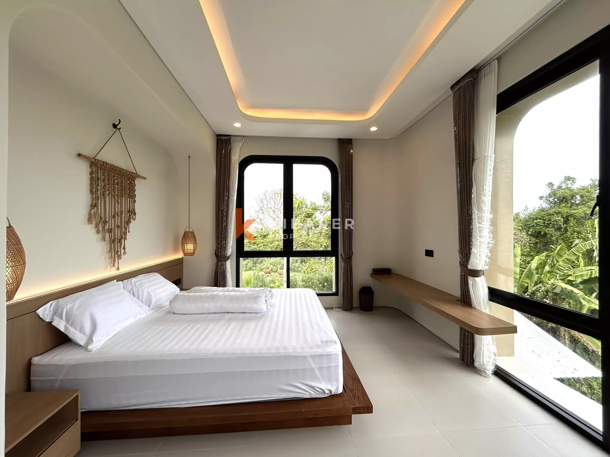 Modern Tropical Two-Bedroom Villa with Private Pool in Nyanyi