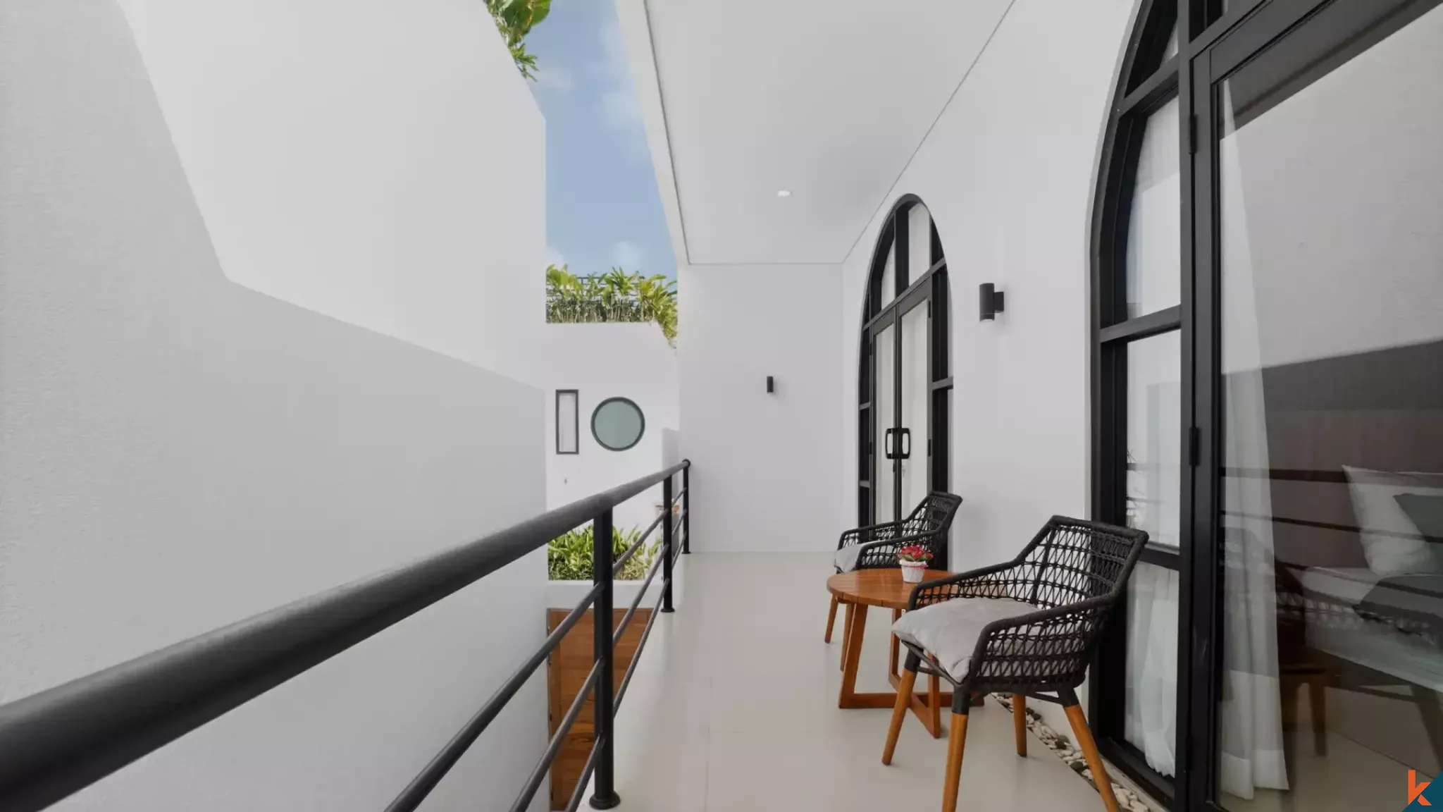 Vila modern dua kamar tidur dengan ROI sewa di Bumbak