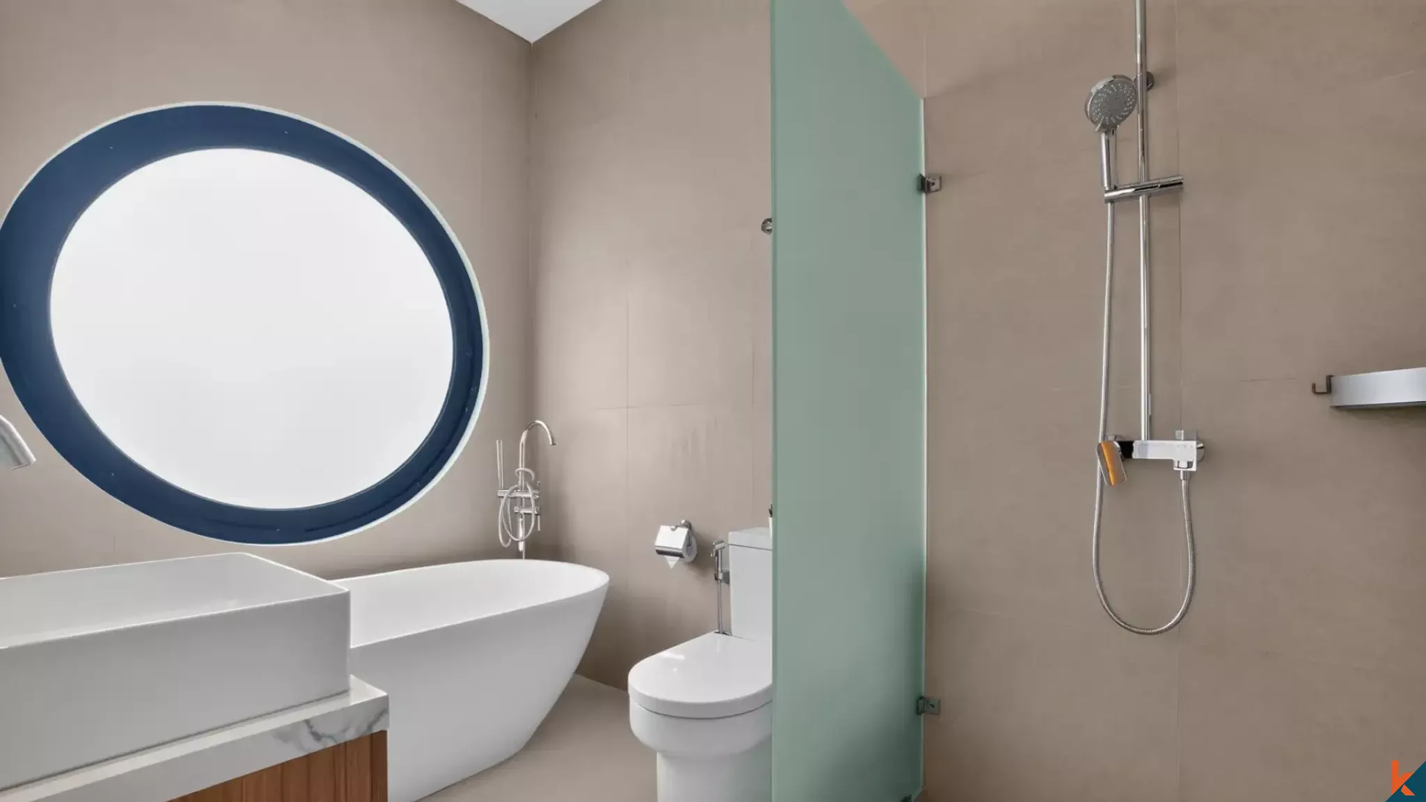 Vila modern dua kamar tidur dengan ROI sewa di Bumbak