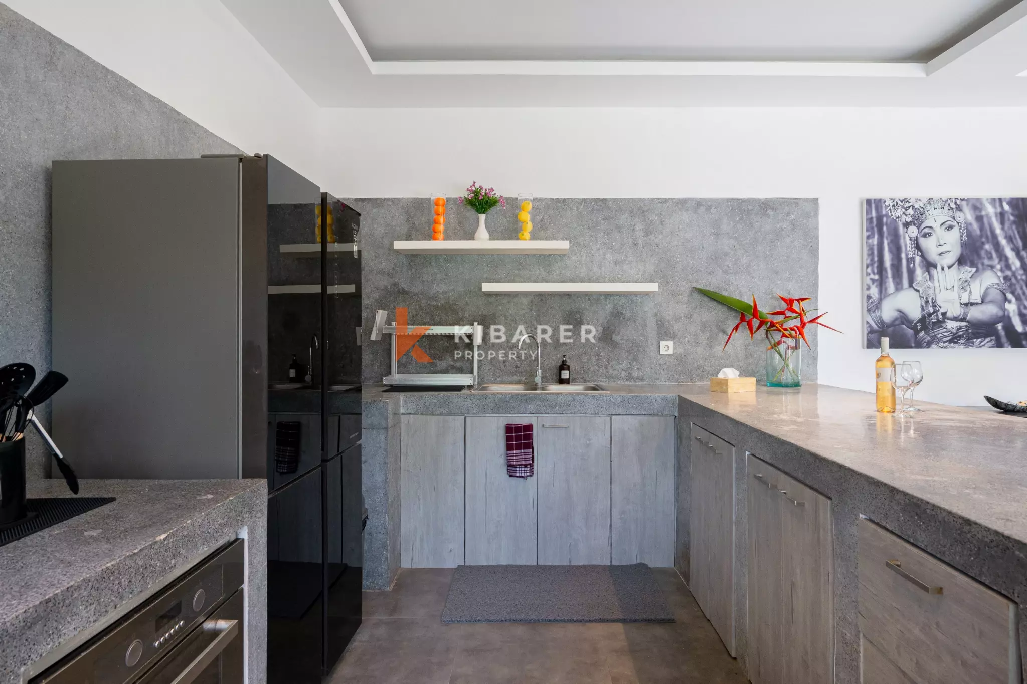 Cozy Three-Bedroom Tropical Open Living Villa with Garden and Pool in Seminyak