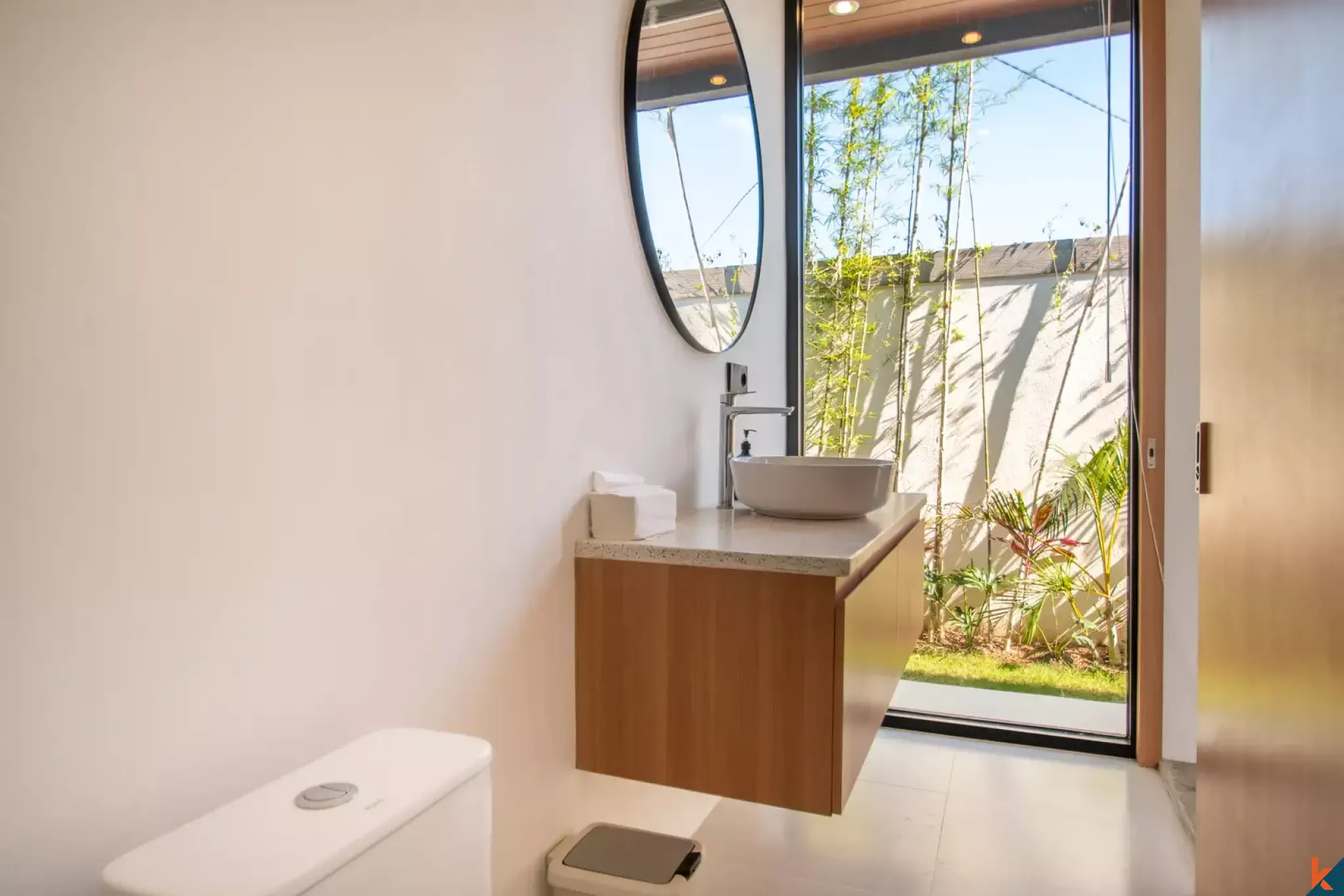 propriété de deux chambres à coucher dans un quartier paisible de Buduk