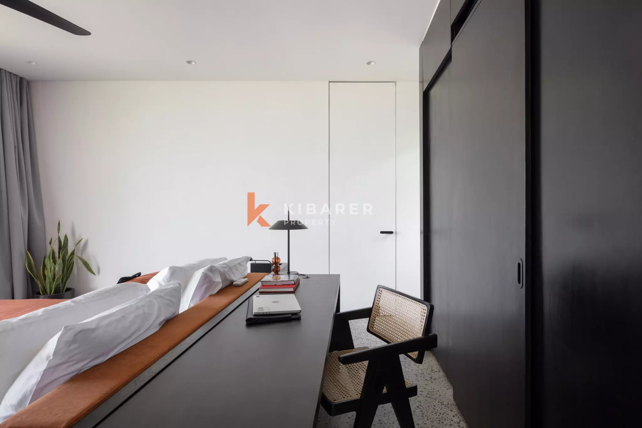 Breathtaking Cliff View Two Bedroom Summer Villa in Ungasan