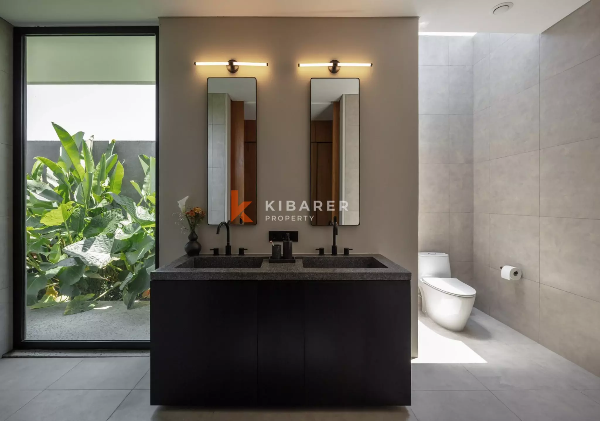 Breathtaking Cliff View Two Bedroom Summer Villa in Ungasan