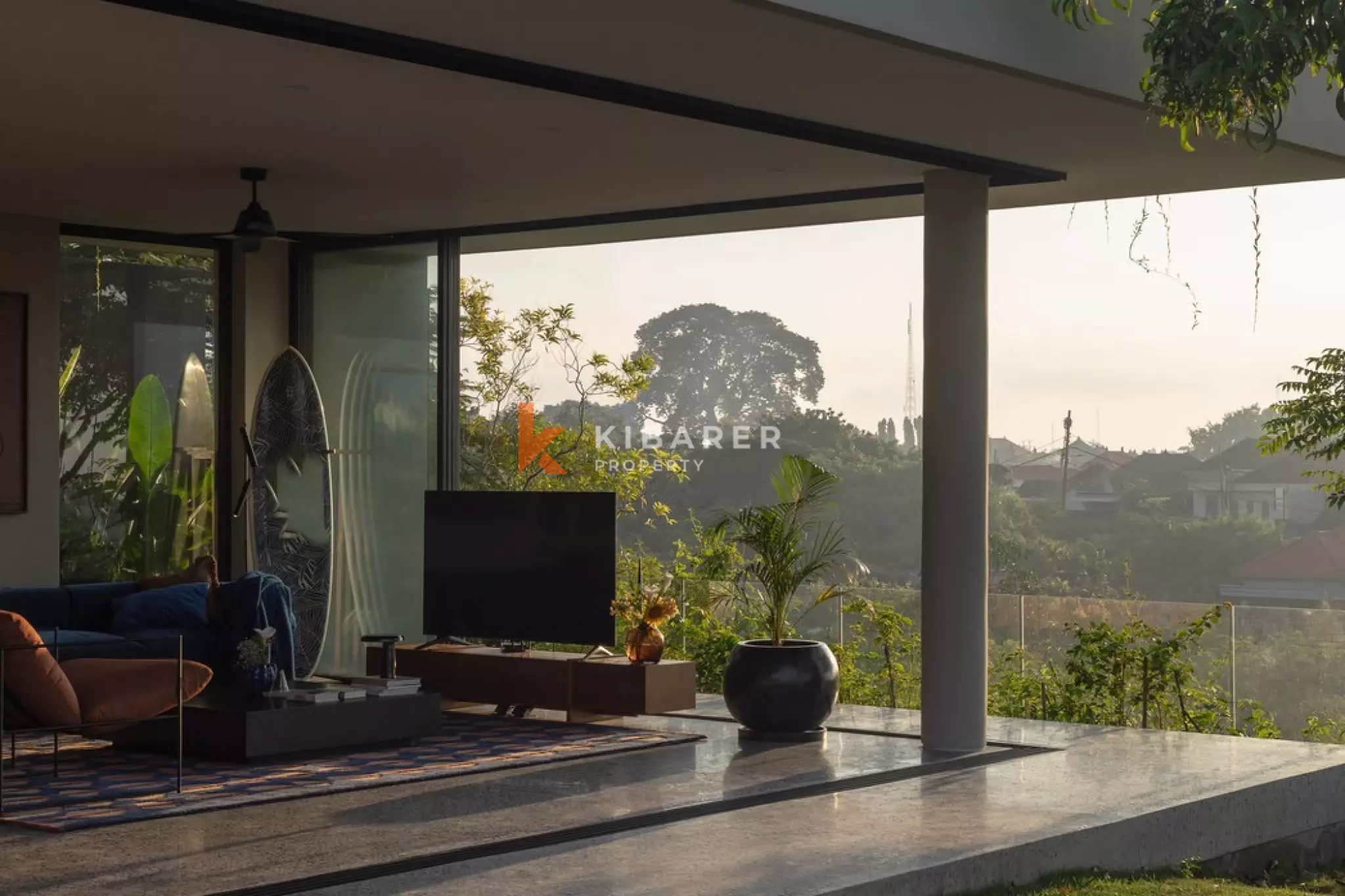 Breathtaking Cliff View Two Bedroom Summer Villa in Ungasan