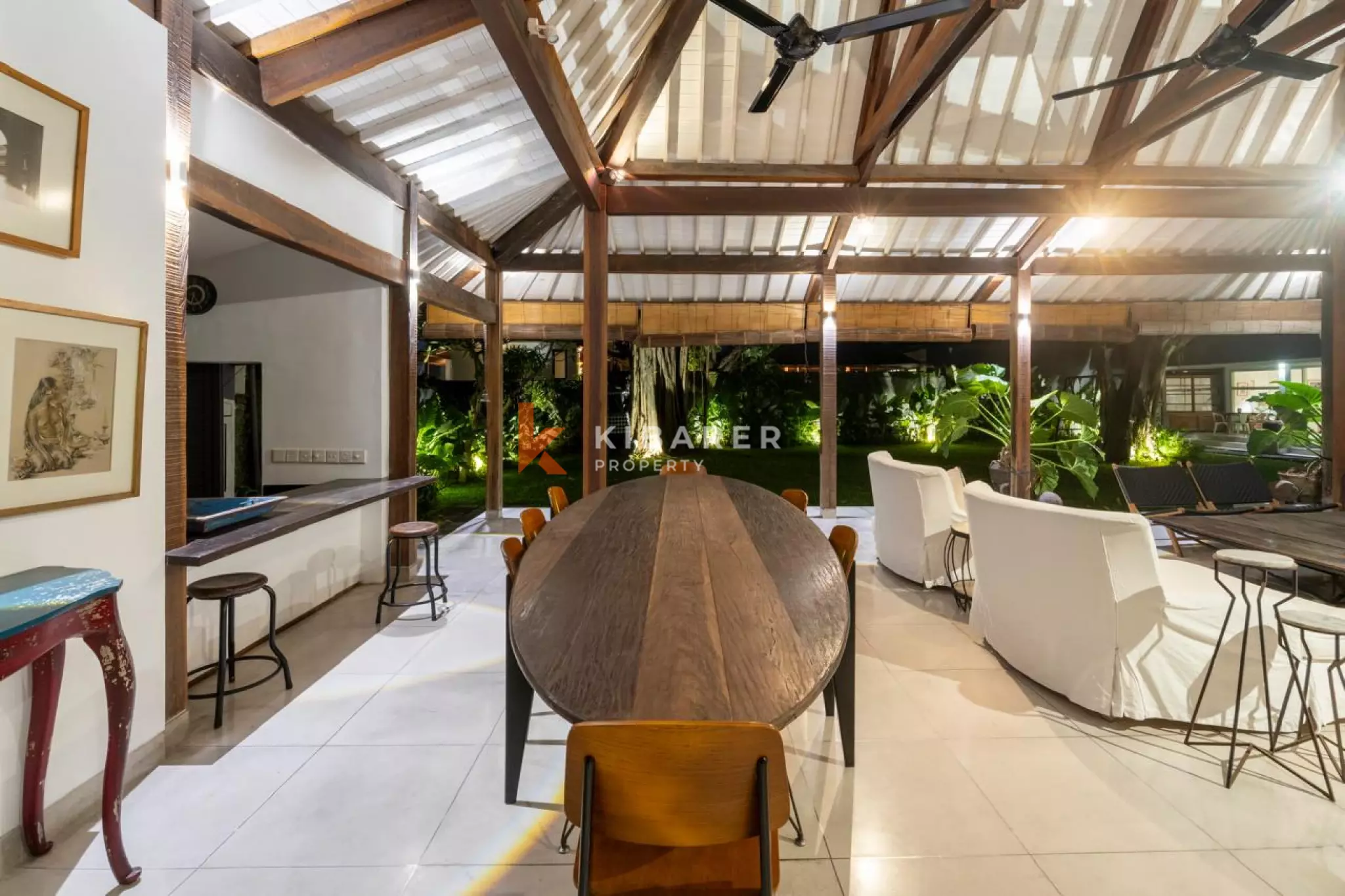 Timeless Tropical Four-Bedroom Villa with Open Living in Umalas