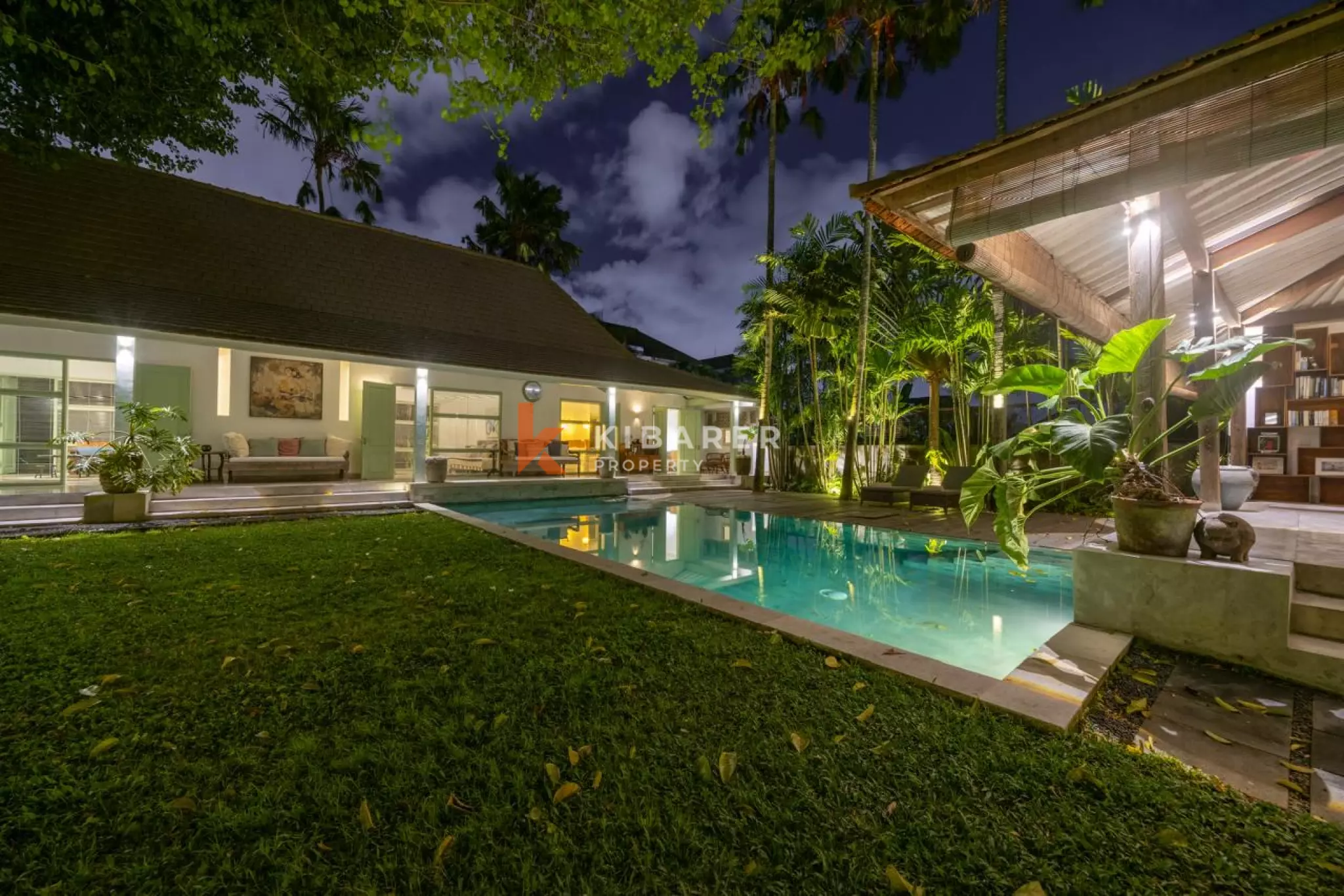 Timeless Tropical Four-Bedroom Villa with Open Living in Umalas
