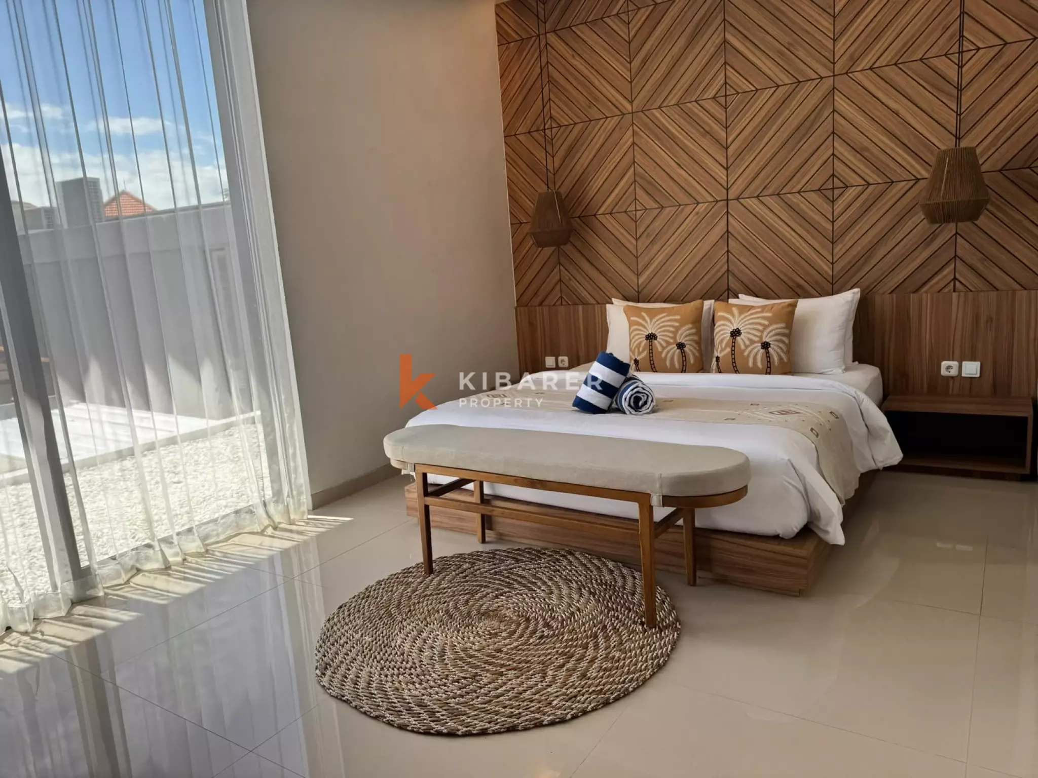 Modern Smart Three-Bedrooms Enclosed Living Villa in Tumbak Bayuh
