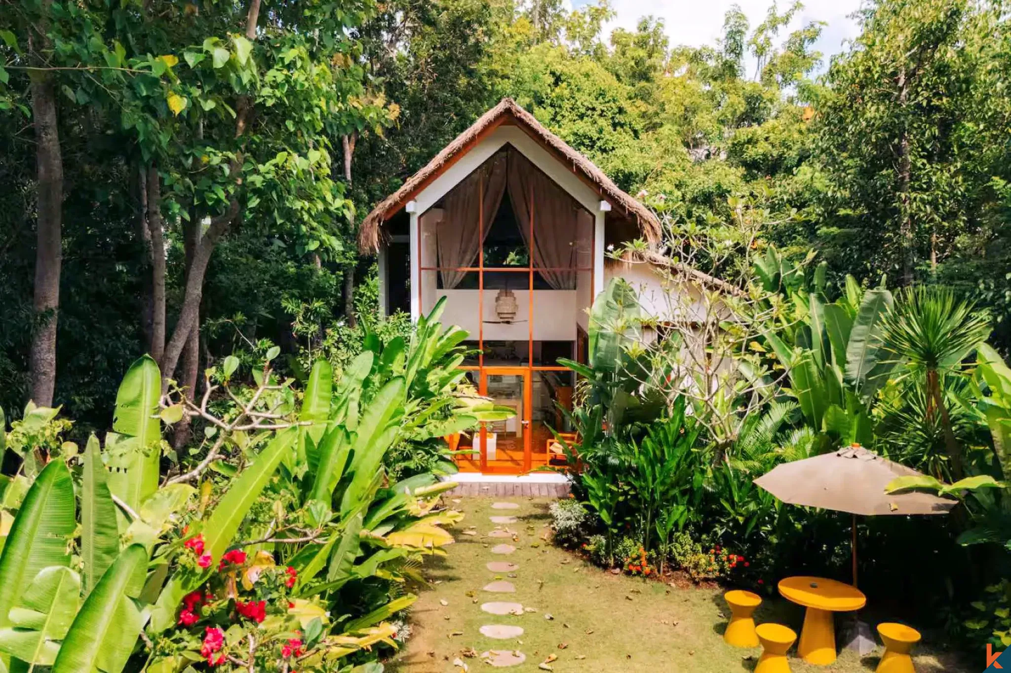 Villa Modern Dua Kamar Tidur untuk Disewa di Area Tenang Semenanjung Bukit