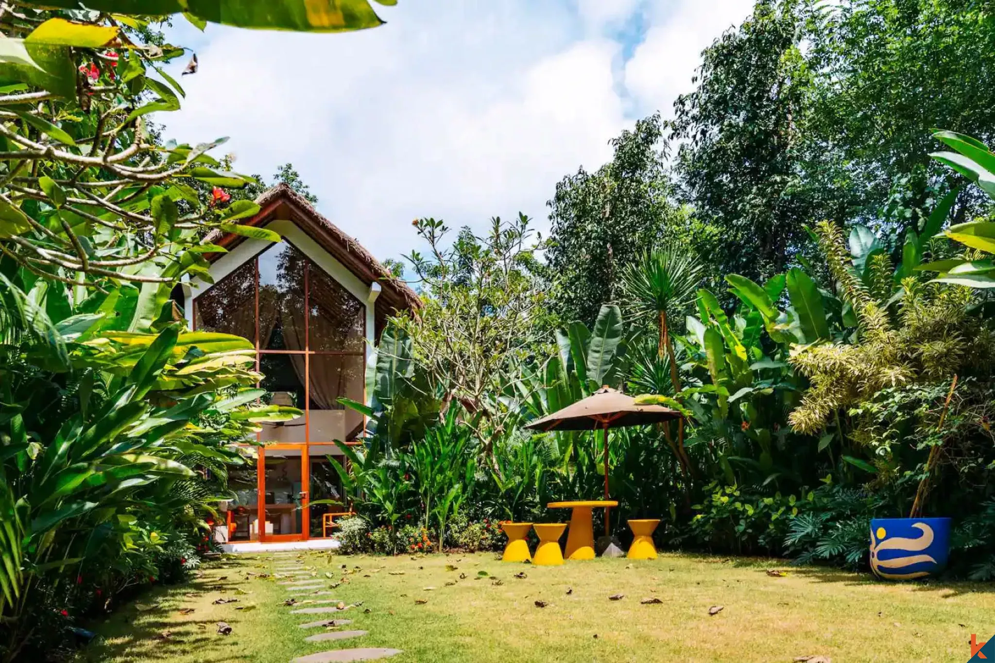 Villa Modern Dua Kamar Tidur untuk Disewa di Area Tenang Semenanjung Bukit