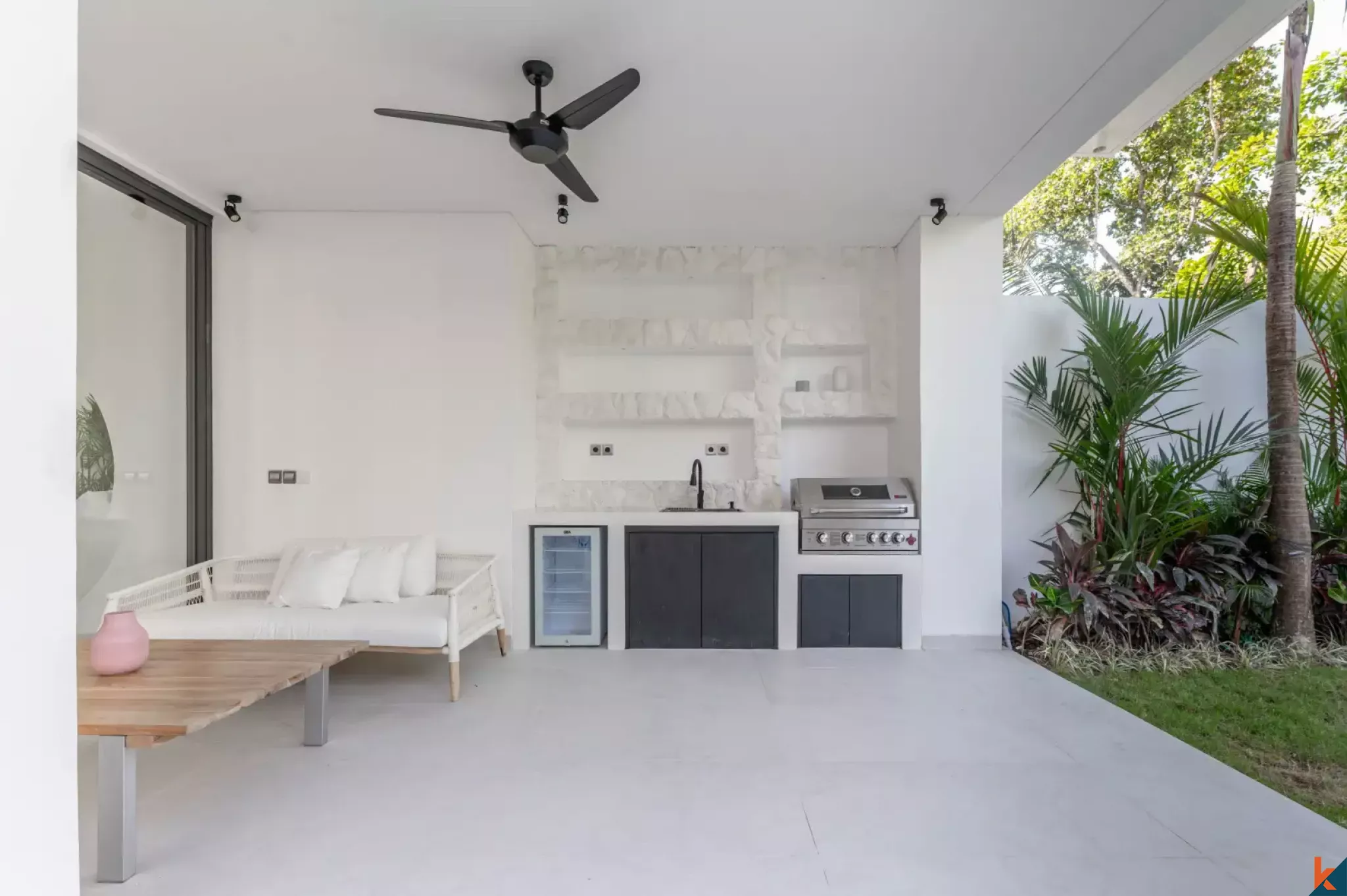Luxury Three Bedroom Villa with Long Leasehold and River Views Near Pererenan Beach