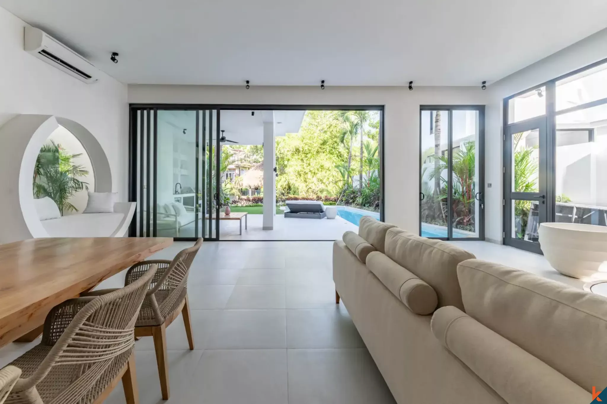 Luxury Three Bedroom Villa with Long Leasehold and River Views Near Pererenan Beach