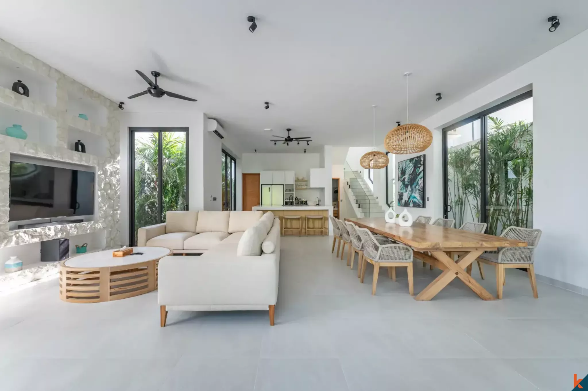 Luxury Three Bedroom Villa with Long Leasehold and River Views Near Pererenan Beach