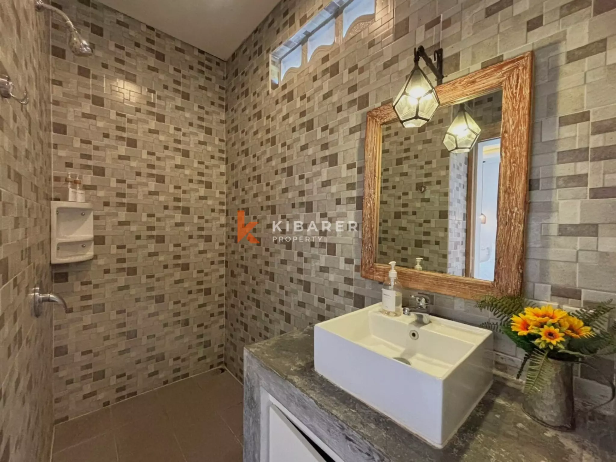 Villa Dua Kamar Tidur Terbaik di Seminyak dengan Potensi Sewa yang Sangat Baik