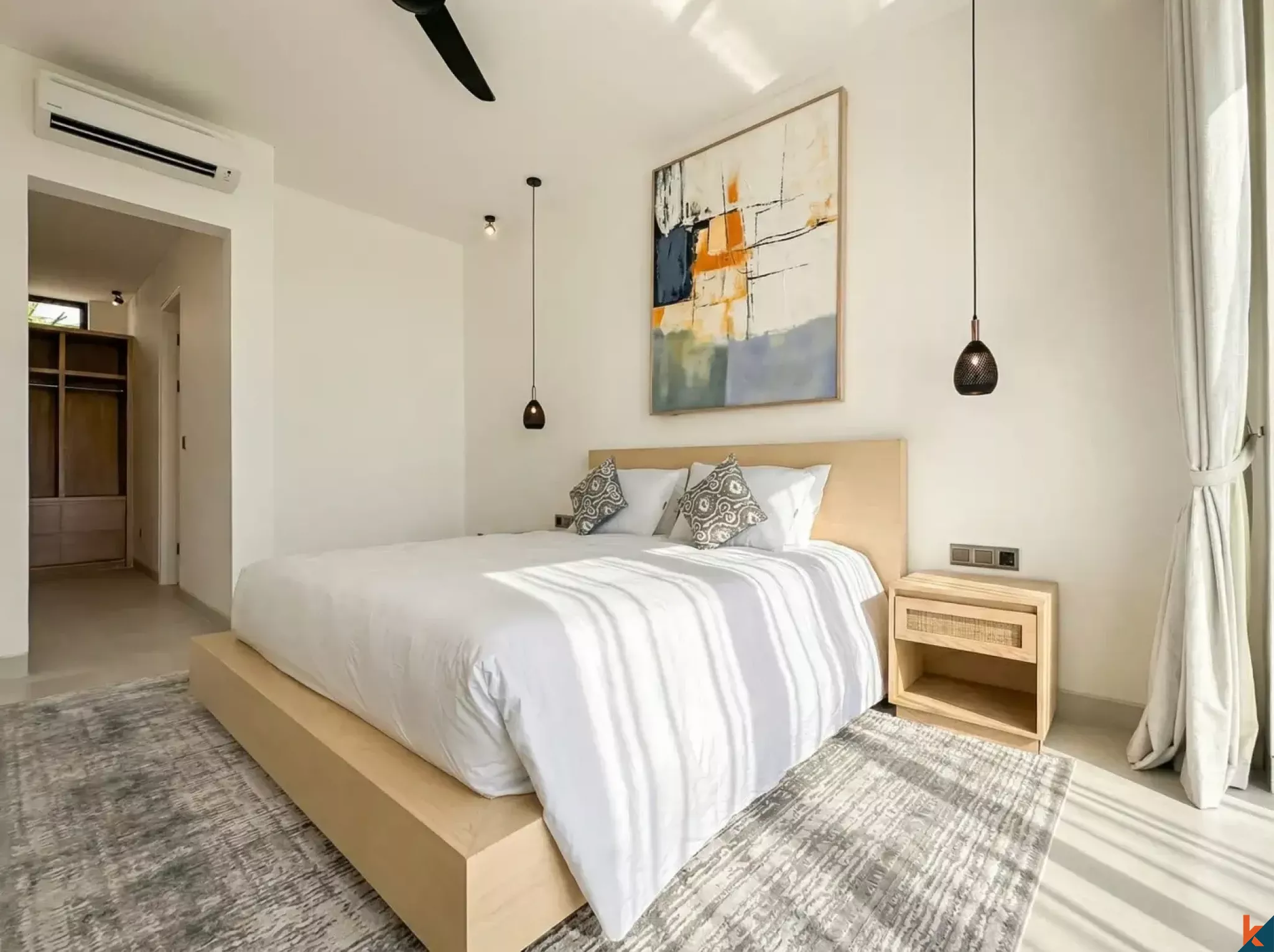 Modern Three Bedroom Villa for Lease with Panoramic Ocean Views in Bingin