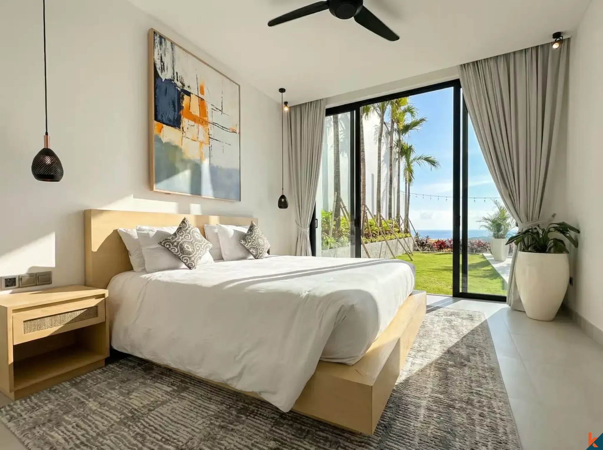 Modern Three Bedroom Villa for Lease with Panoramic Ocean Views in Bingin