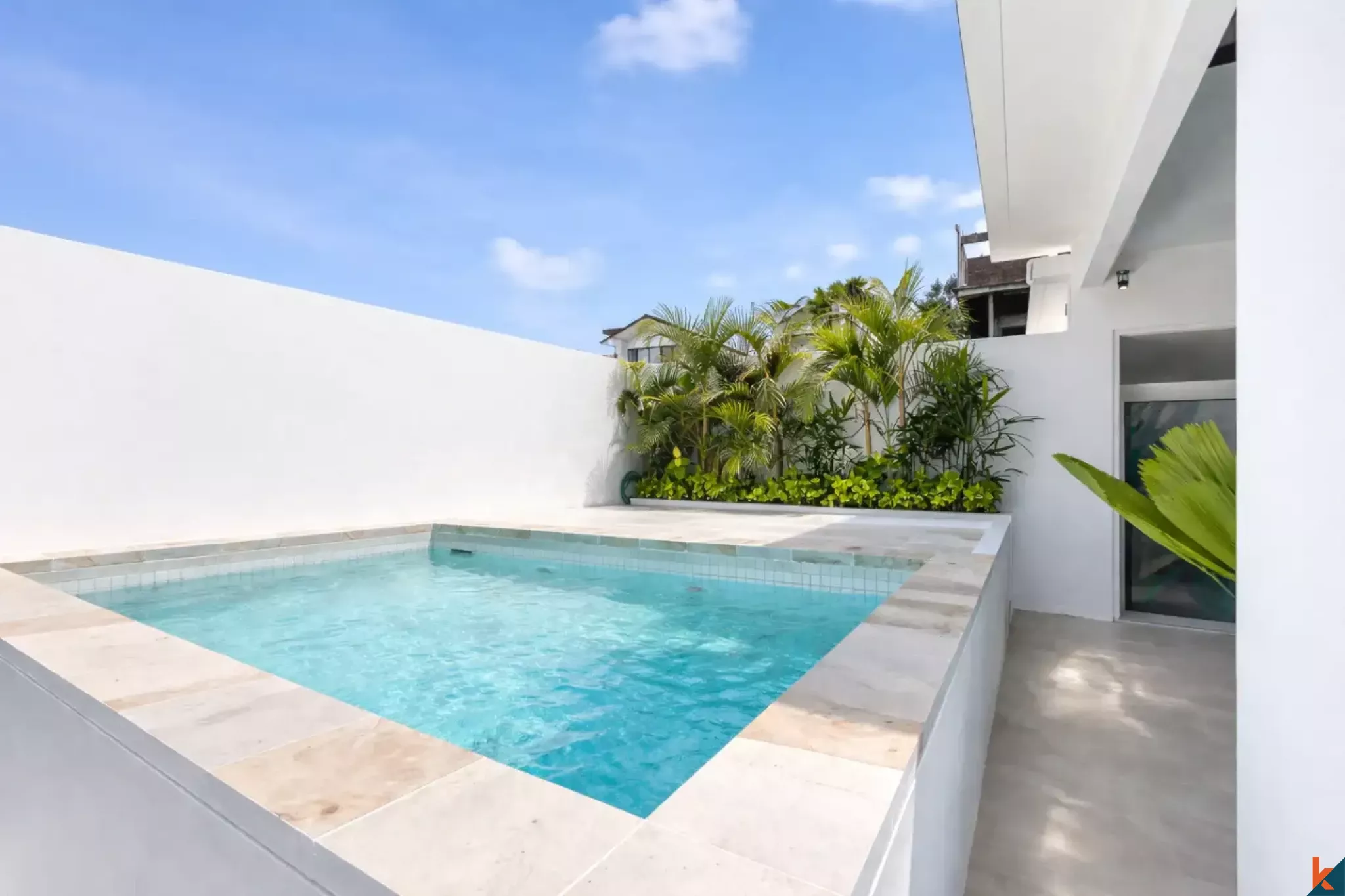 Modern Three Bedroom Villa for Lease with Panoramic Ocean Views in Bingin