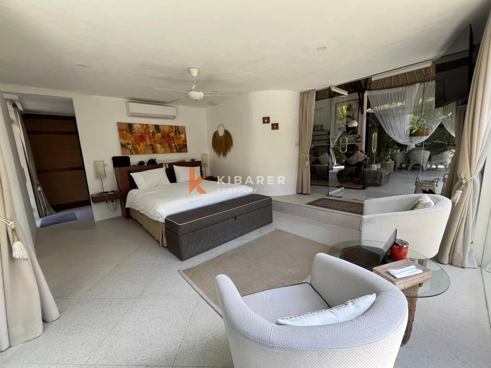 Lovely Serene Two-Bedroom Tropical Villa in the Heart of Umalas