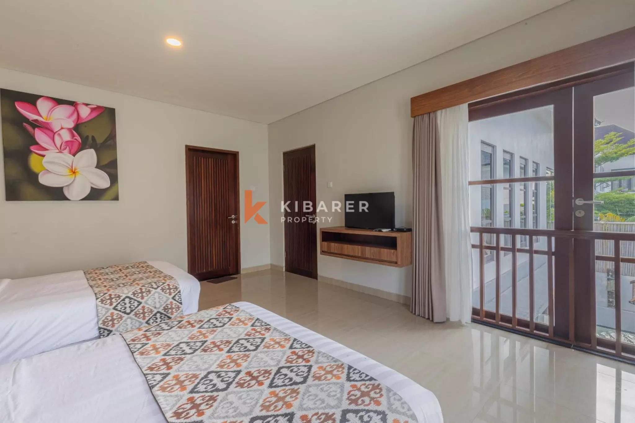 Vila Tamu Tertutup Tiga Kamar Tidur yang Luas di Jimbaran