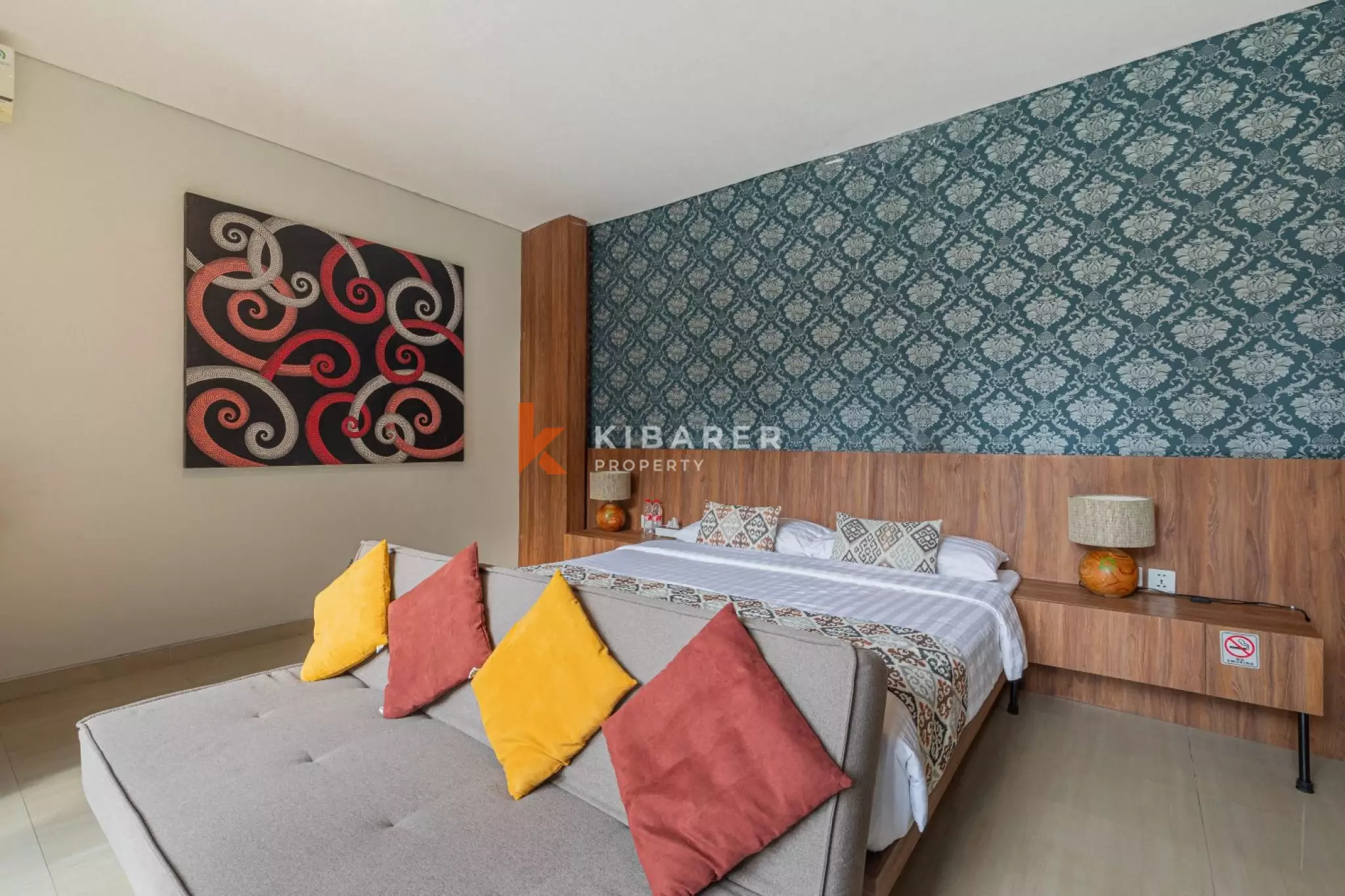 Vila Tamu Tertutup Tiga Kamar Tidur yang Luas di Jimbaran