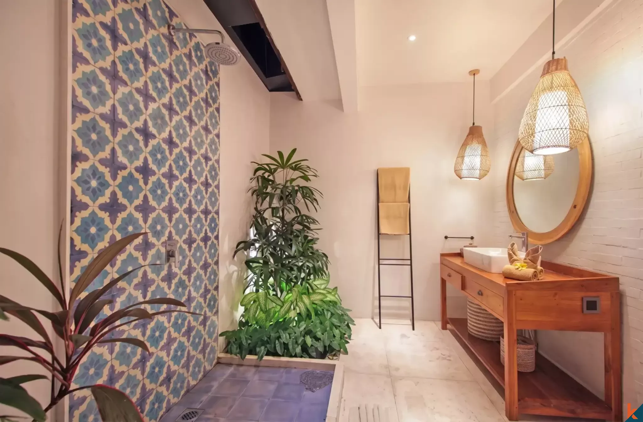 Tropical Living Three Bedroom Leasehold Villa in Umalas
