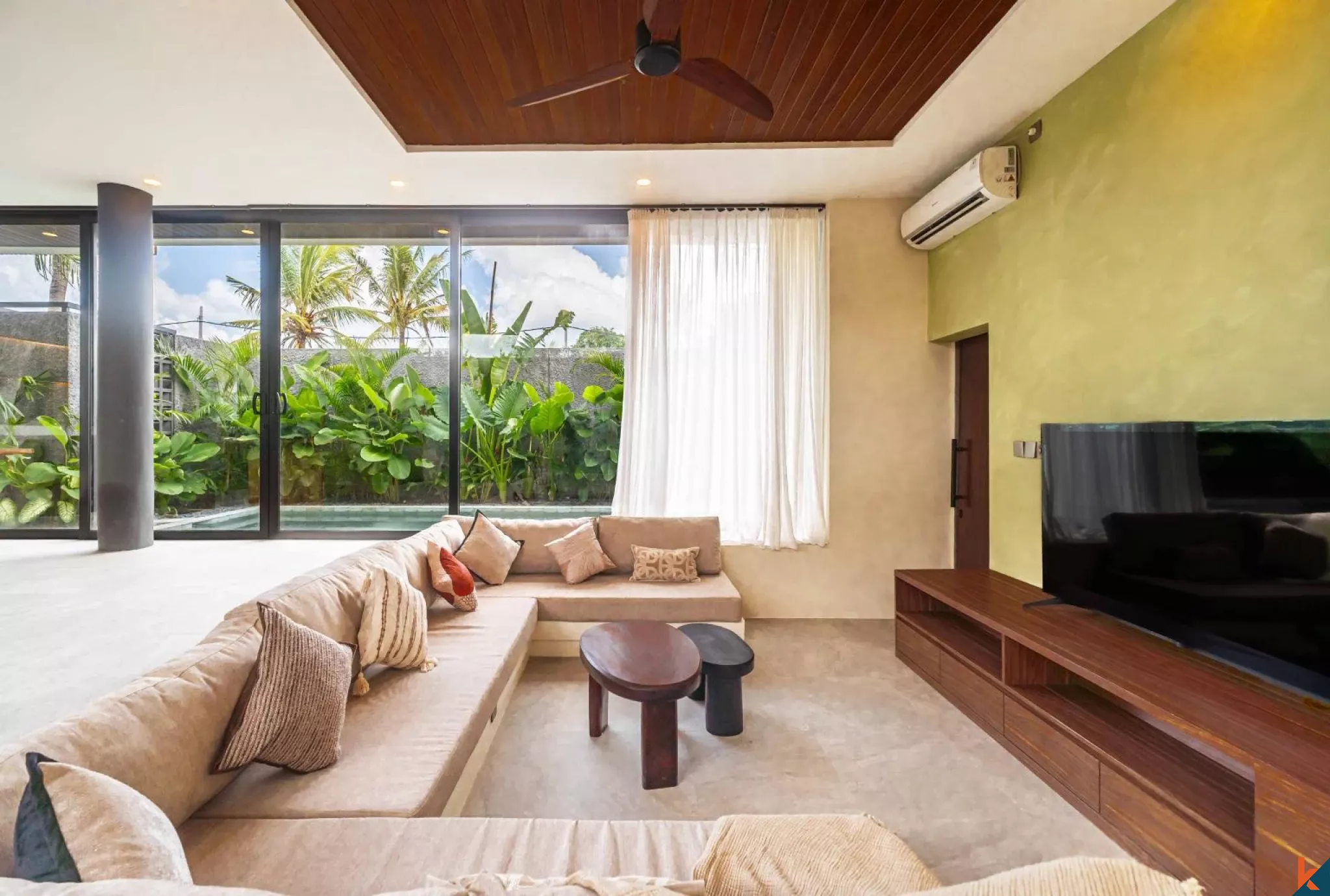 Two Bedroom Villa with rice field view in Kedungu