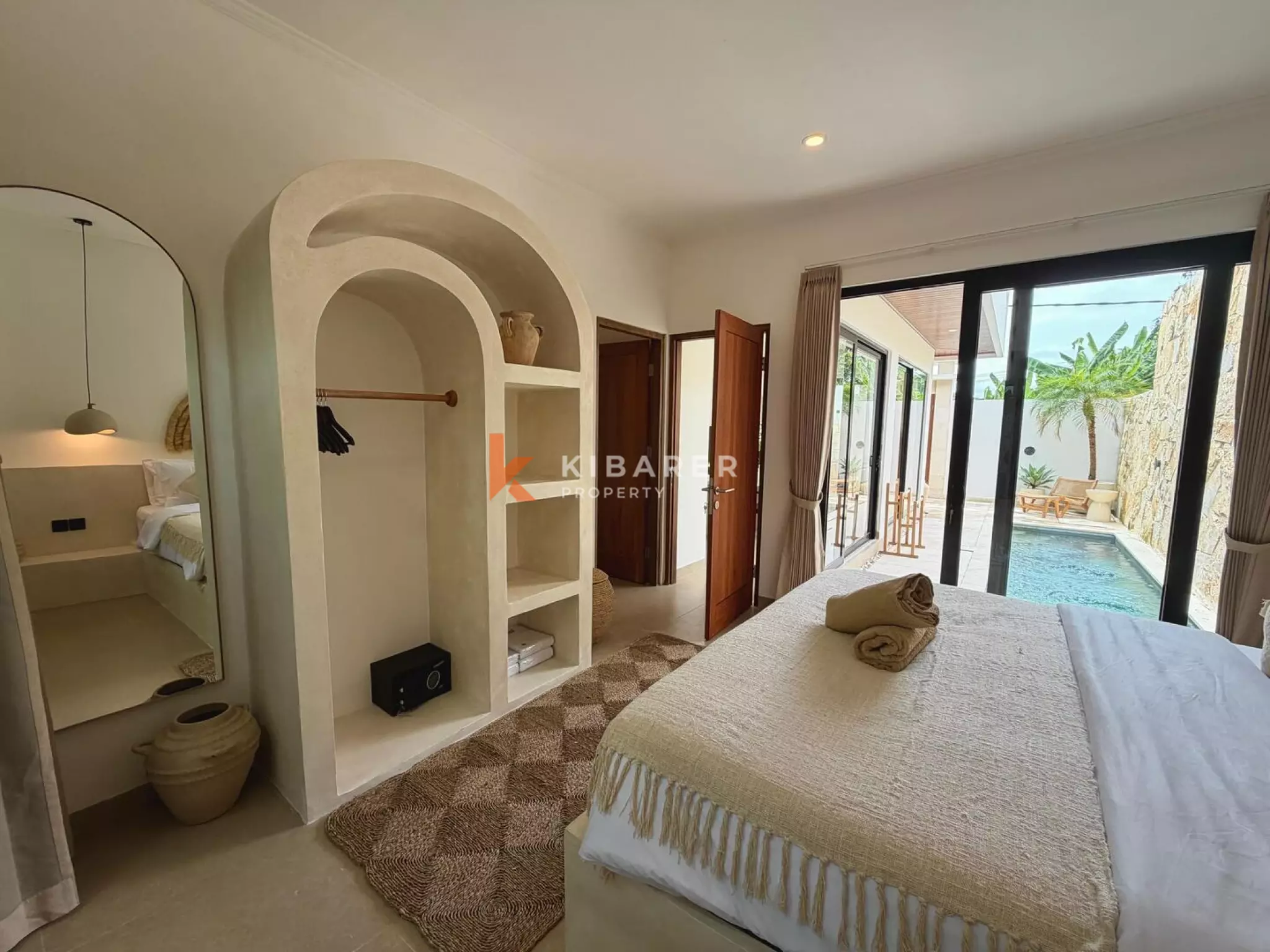 Villa Tropis Satu Kamar Tidur Siap Disewakan di Tumbak Bayuh