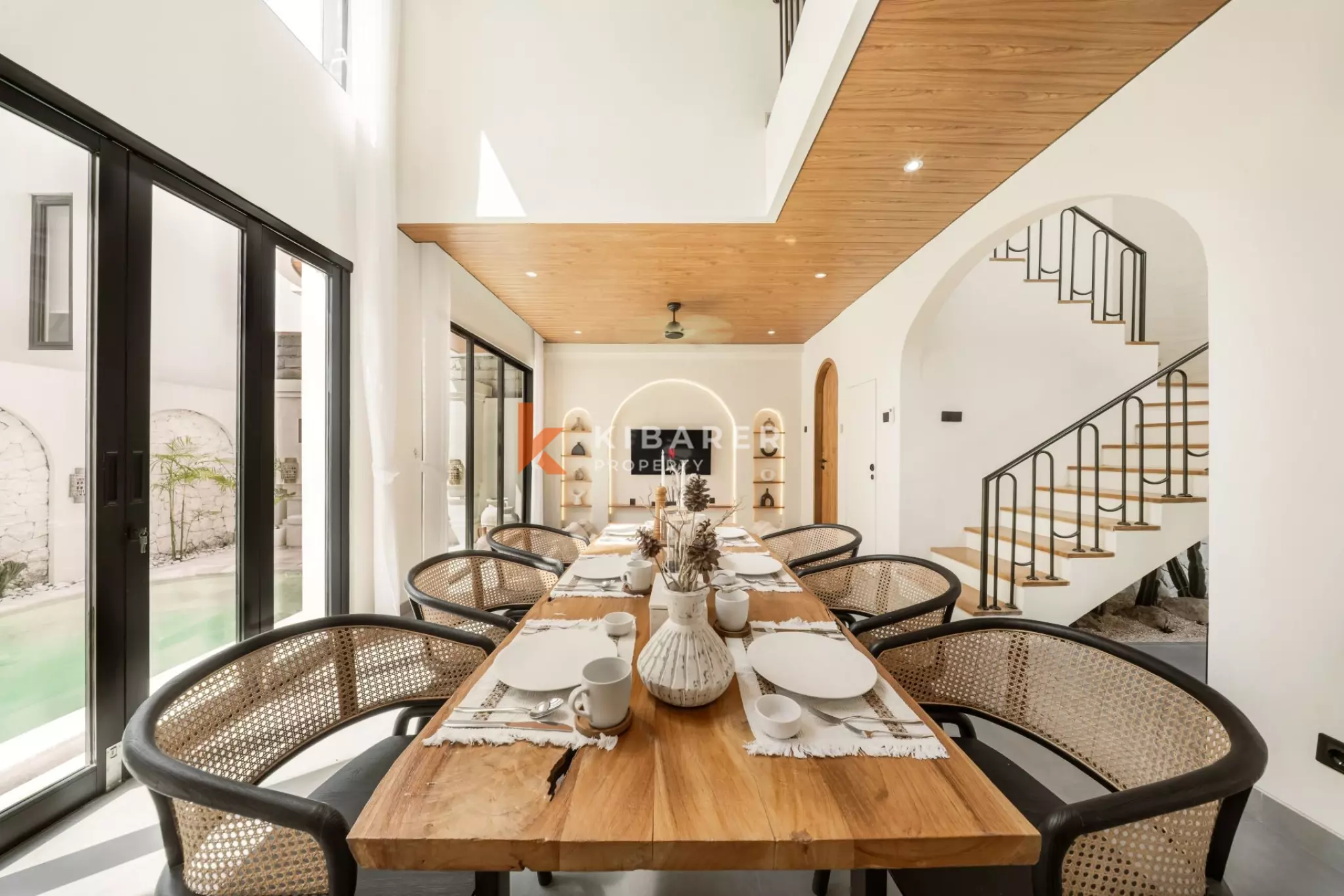 Chic Two Bedroom Villa with Enclosed Living in Up and Coming Padonan