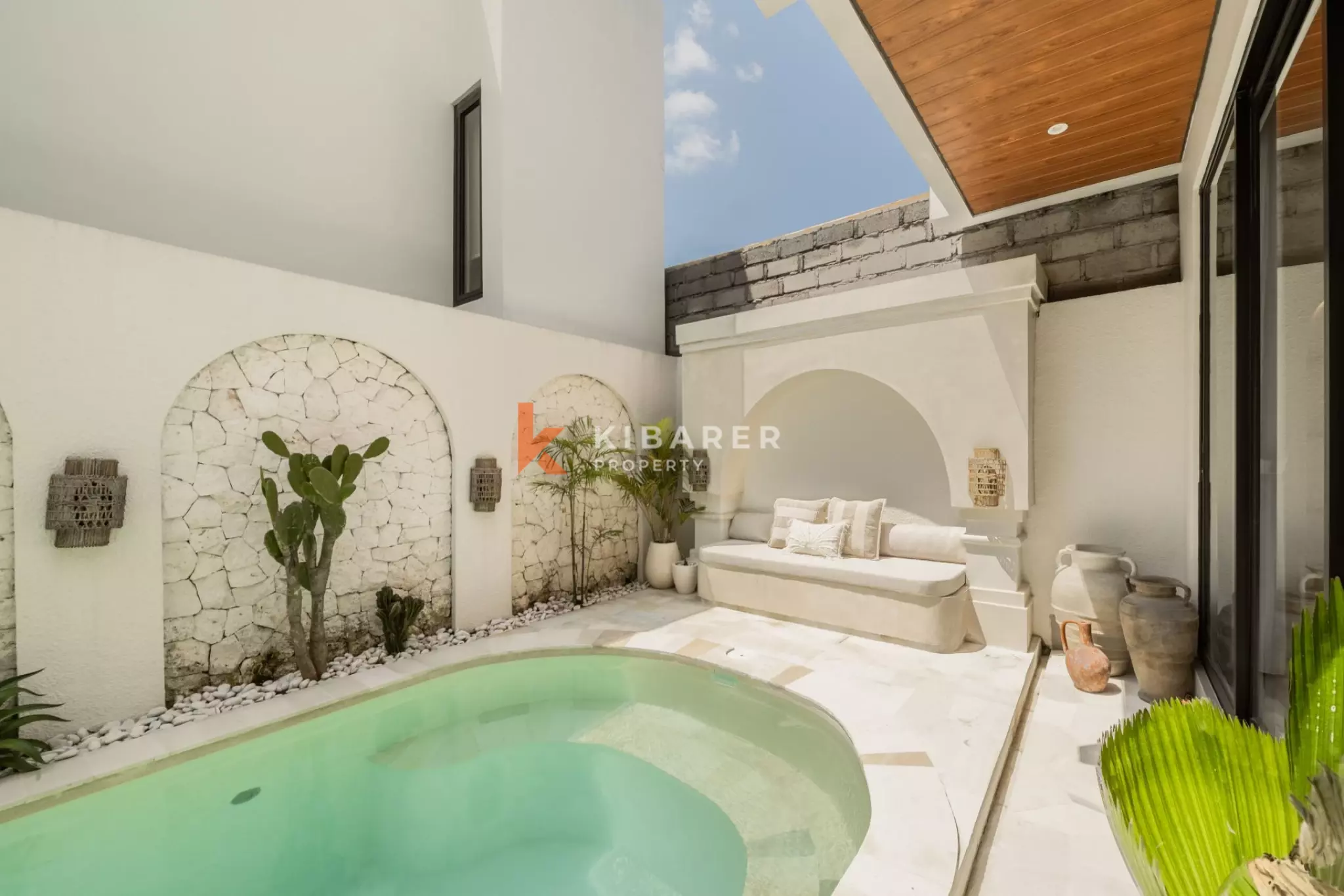 Chic Two Bedroom Villa with Enclosed Living in Up and Coming Padonan