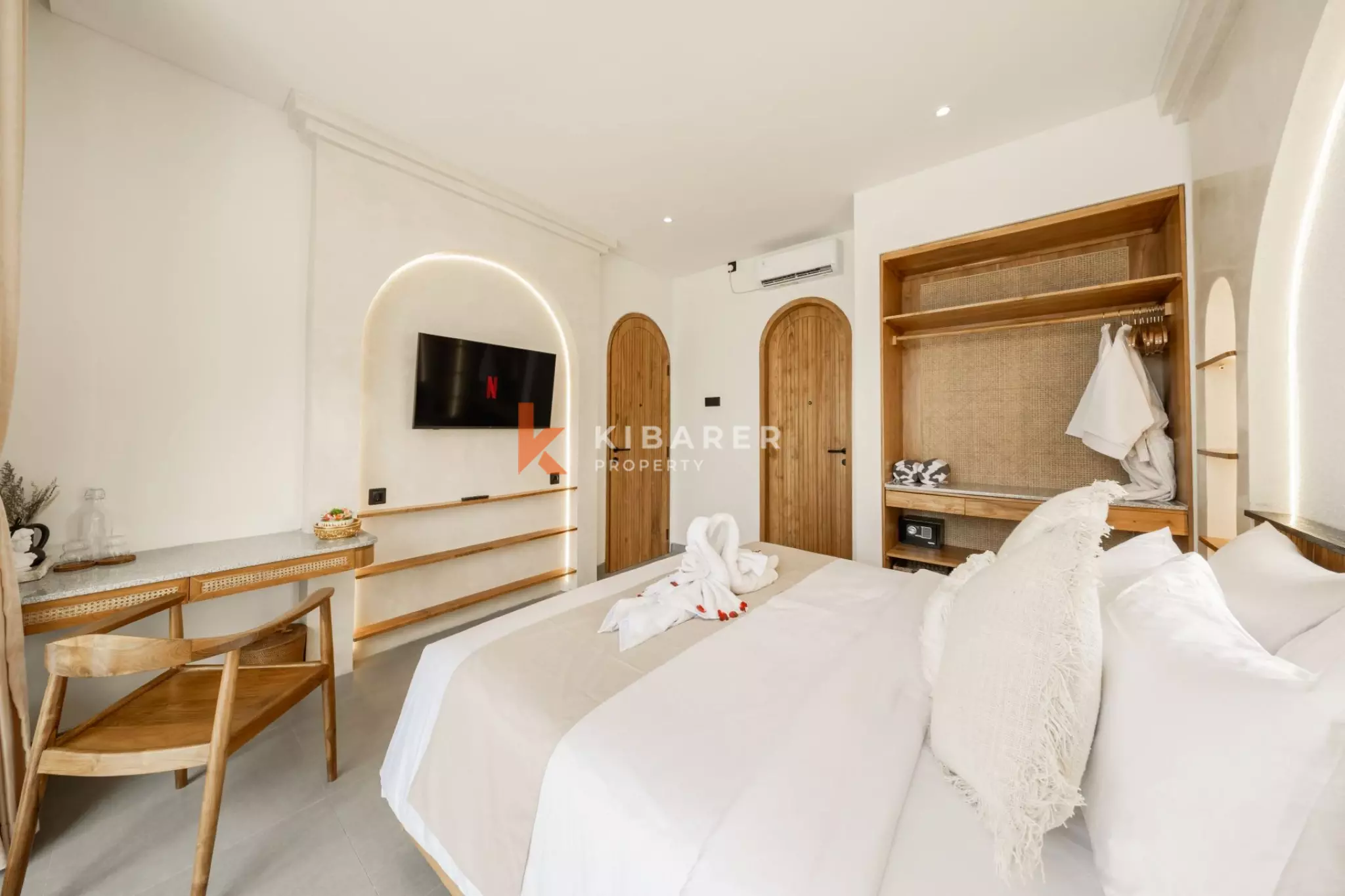 Chic Two Bedroom Villa with Enclosed Living in Up and Coming Padonan