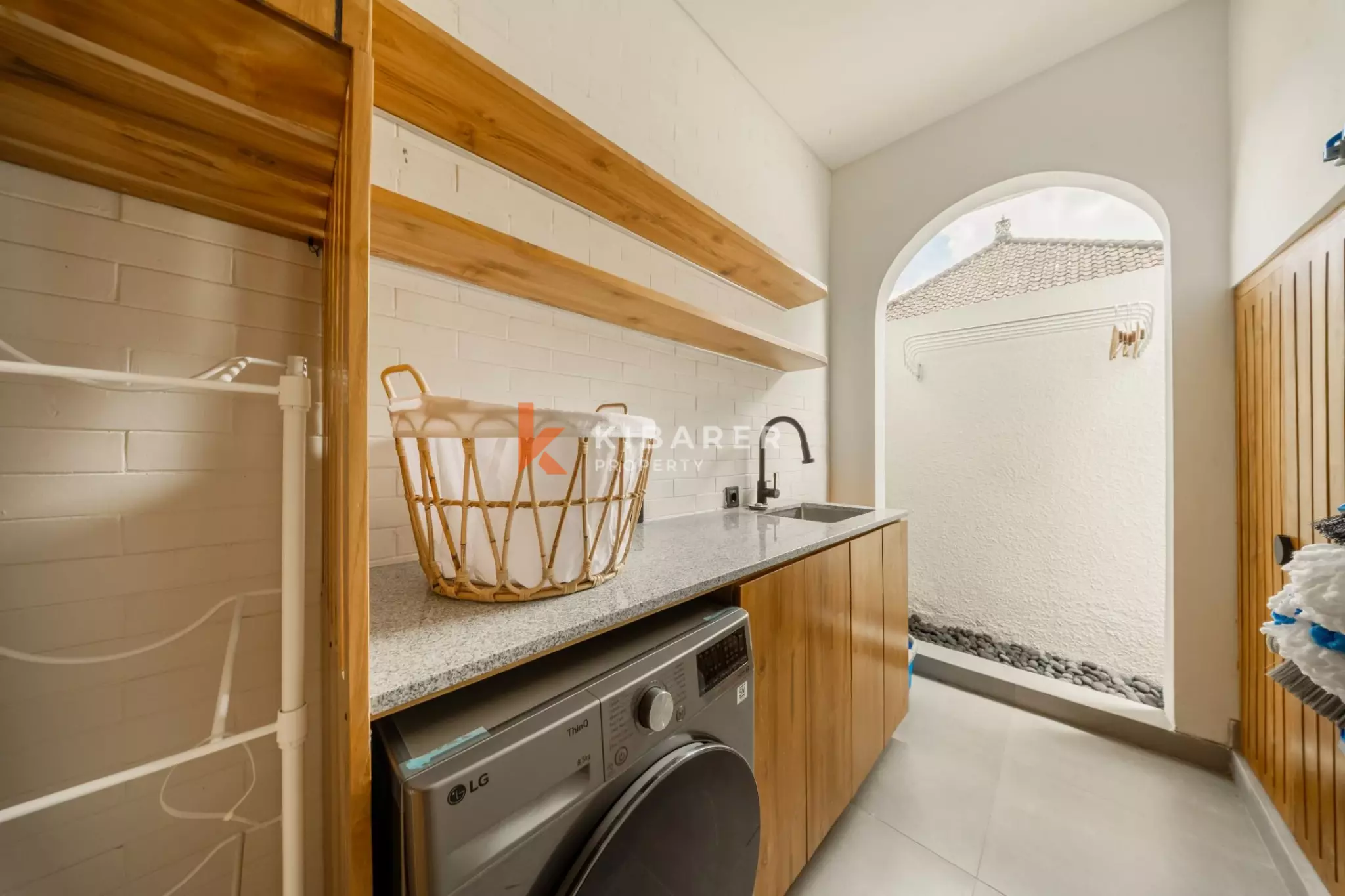 Chic Two Bedroom Villa with Enclosed Living in Up and Coming Padonan