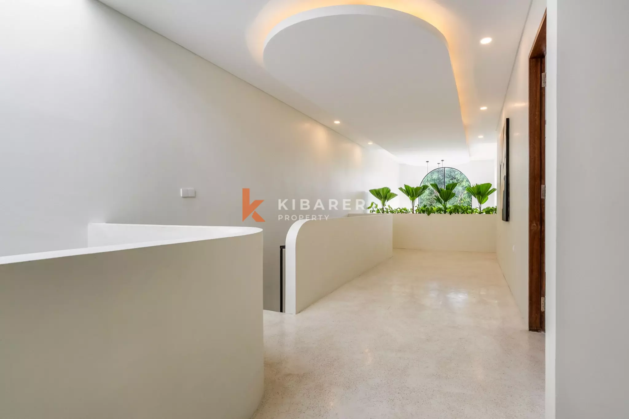 Elegant Family Four-Bedrooms Villa with Dual Kitchens in Ungasan